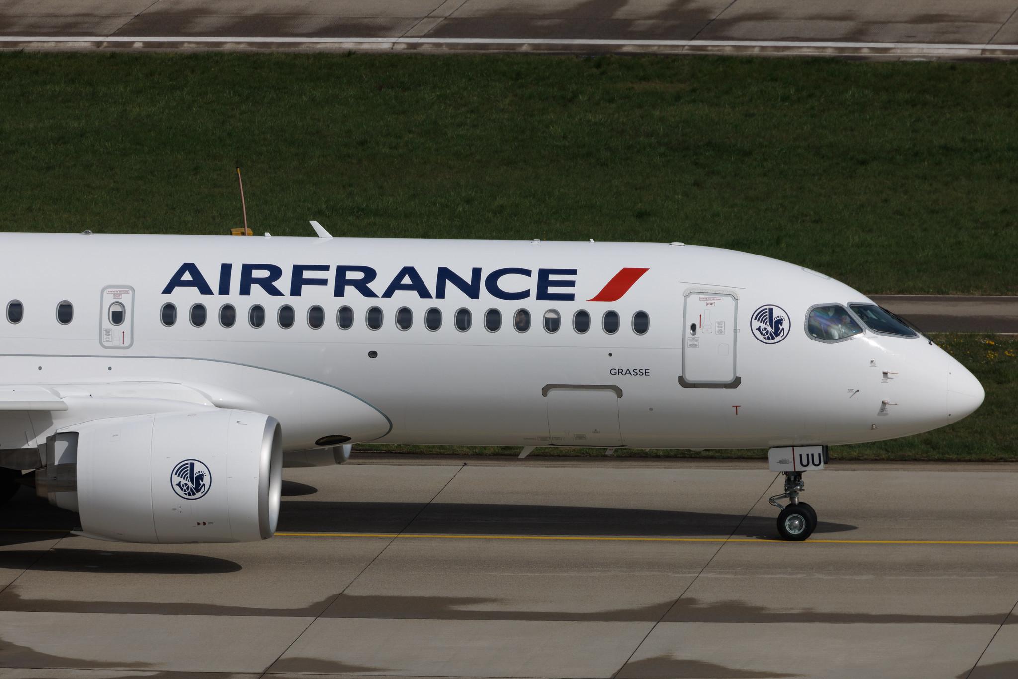 Flughafen Zürich: Air France (AF / AFR) | Airbus A220-300 BCS3 | F-HZUU | MSN 55213