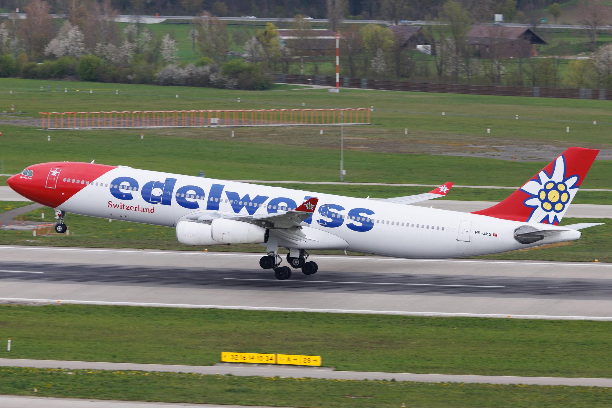 Flughafen Zürich: Edelweiss Air (WK / EDW) | Airbus A340-313 A343 | HB-JMG | MSN 0562