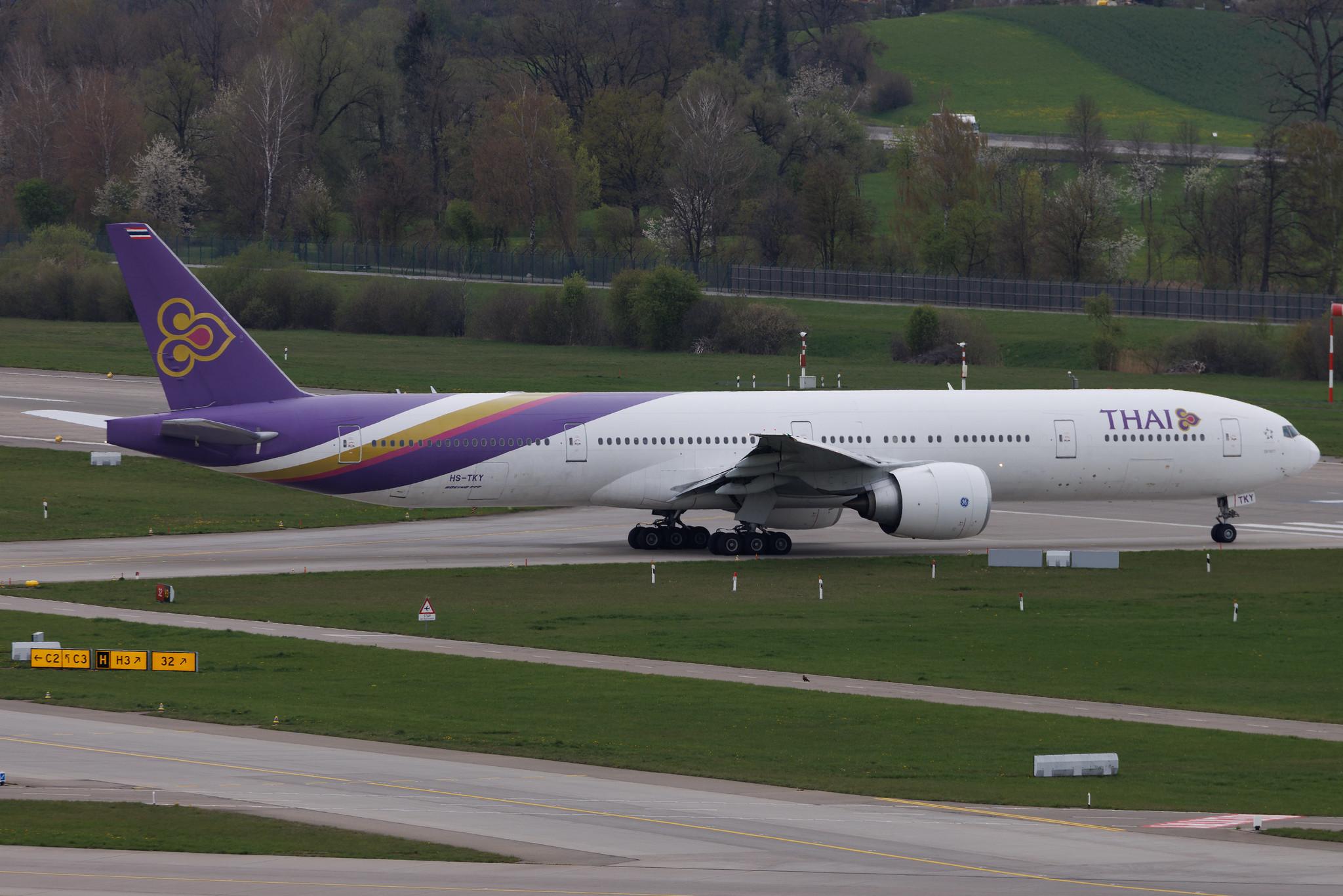 Flughafen Zürich: Thai Airways (TG / THA) | Boeing 777-3D7(ER) B77W | HS-TKY | MSN 42114