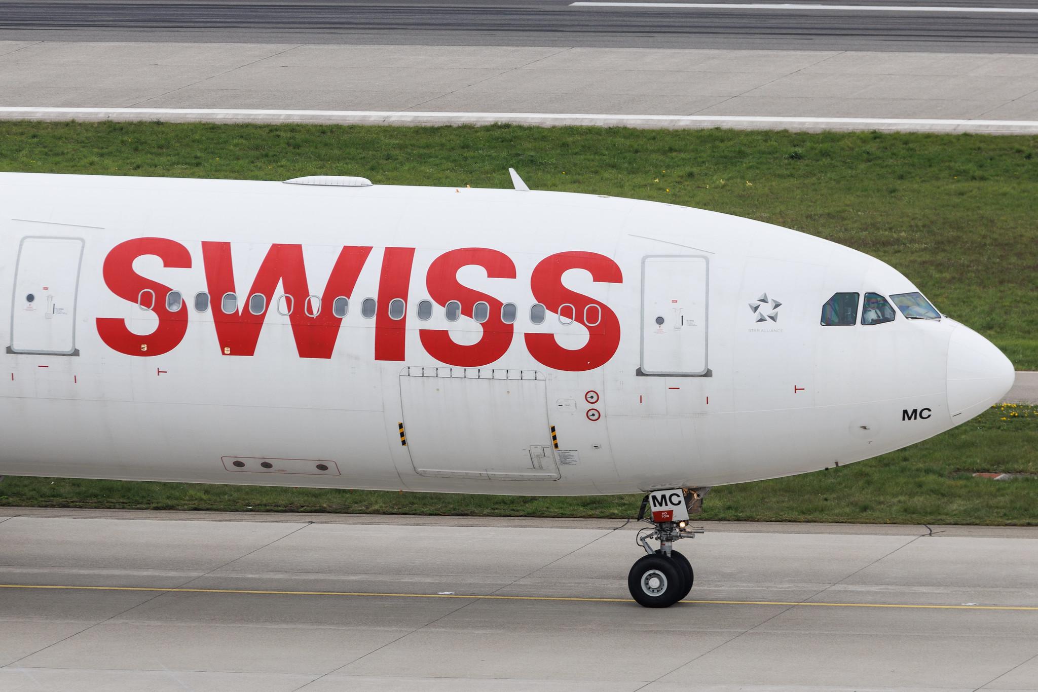 Flughafen Zürich: Swiss (LX / SWR) | Airbus A340-313 A343 | HB-JMC | MSN 0546