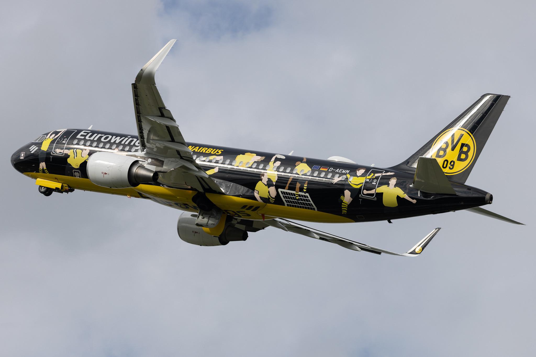 Hamburg Airport: Eurowings (EW / EWG) | Livery: BVB FanAirbus | Airbus A320-214 A320 | D-AEWM | MSN 7259