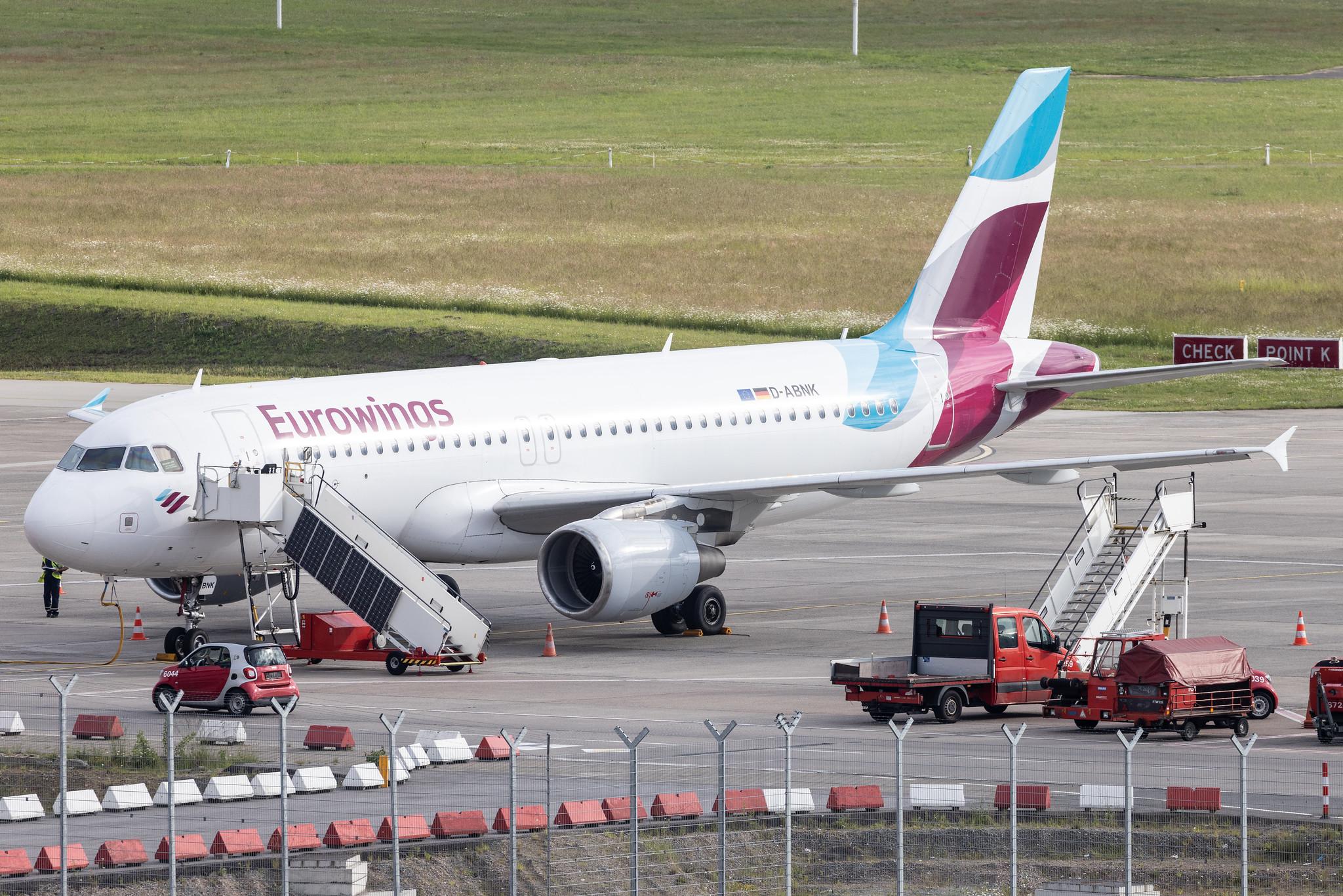 Hamburg Airport: Eurowings (EW / EWG) | Airbus A320-214 A320 | D-ABNK | MSN 1769