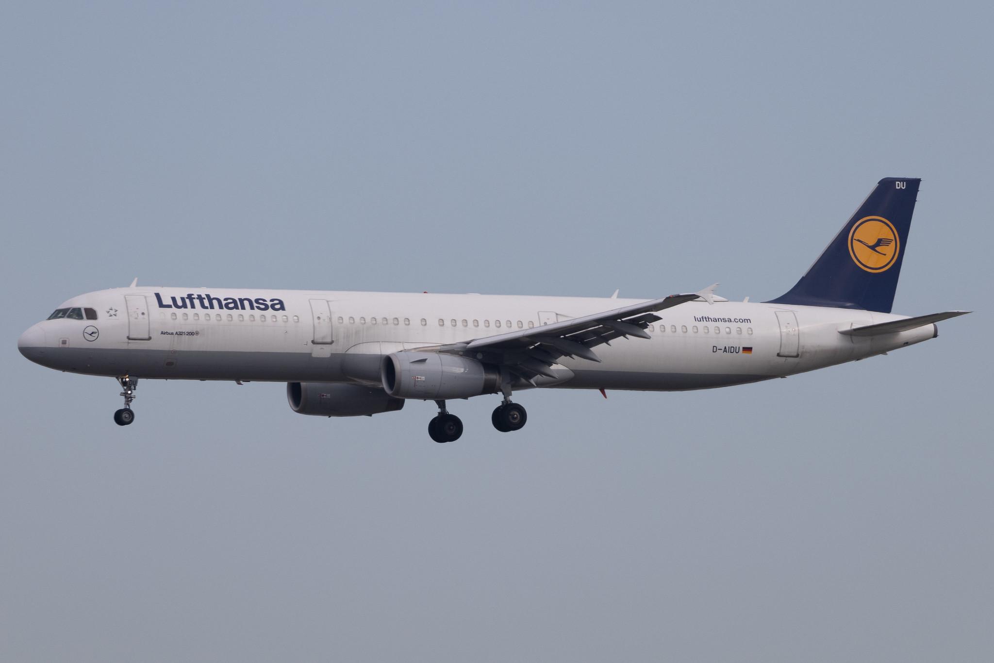 Frankfurt Airport: Lufthansa (LH / DLH) | Airbus A321-231 A321 | D-AIDU | MSN 5186