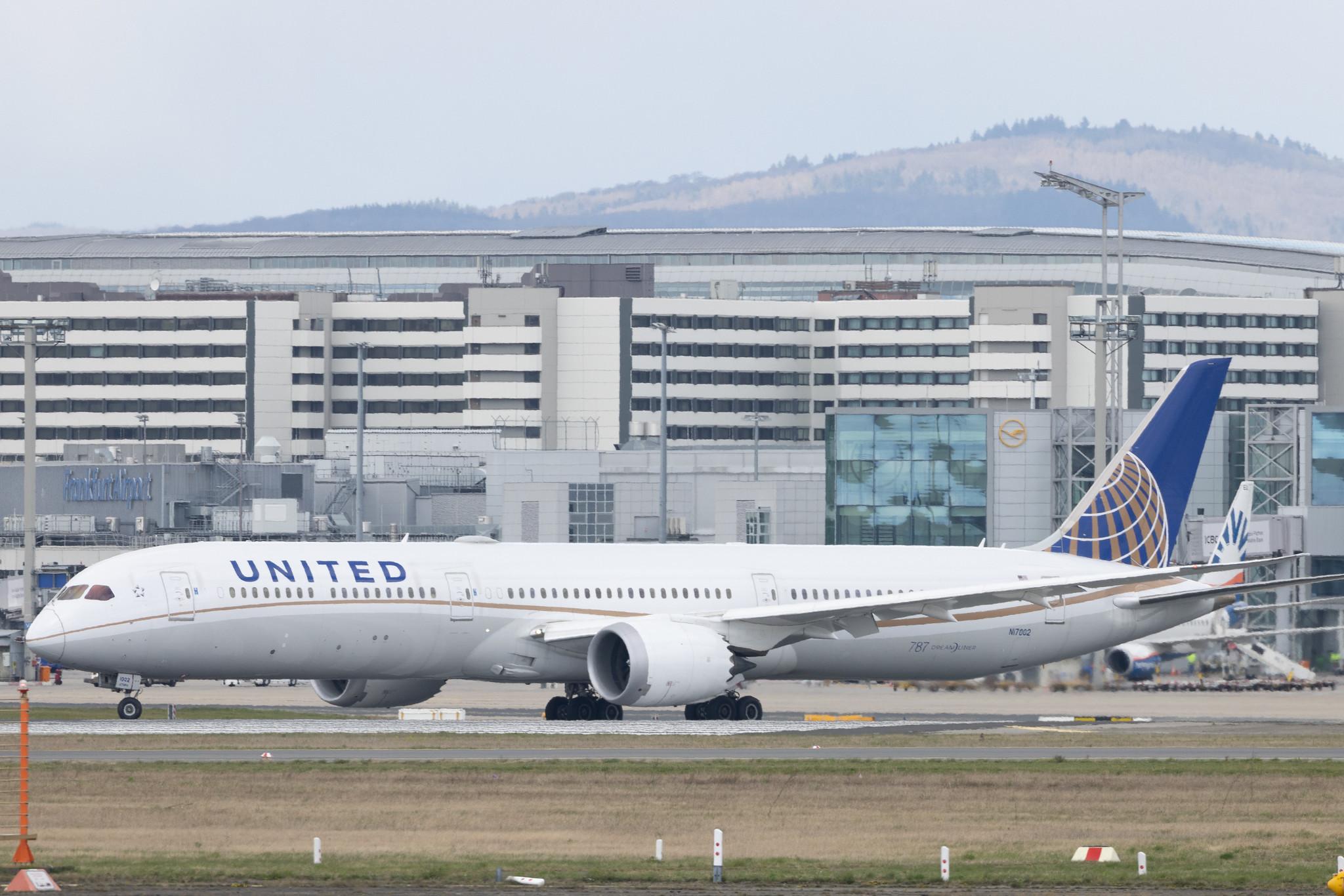 Frankfurt Airport: United Airlines (UA / UAL) | Boeing 787-10 Dreamliner B78X | N17002 | MSN 40930