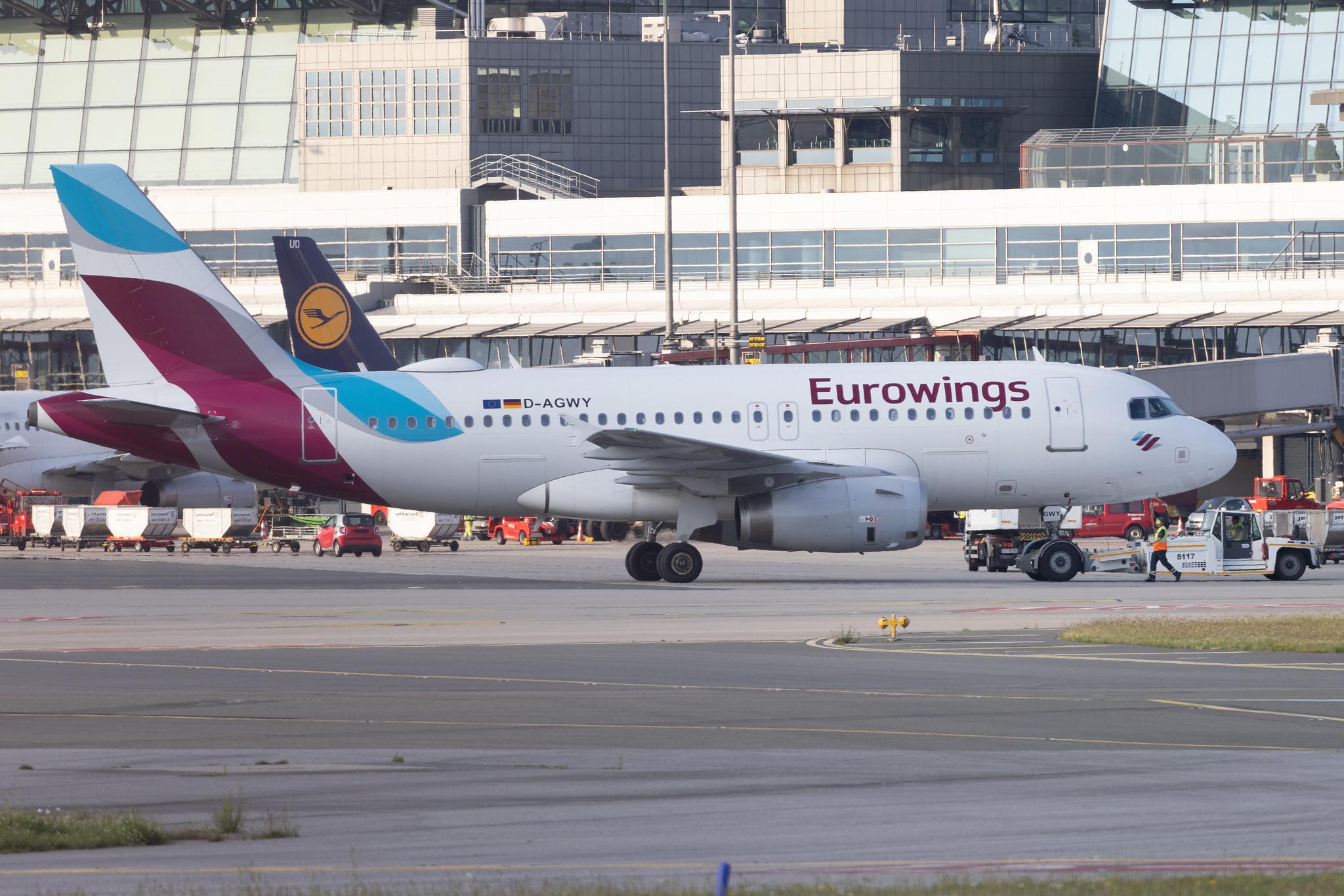 Hamburg Airport: Eurowings (EW / EWG) | Airbus A319-132 A319 | D-AGWY | MSN 5941