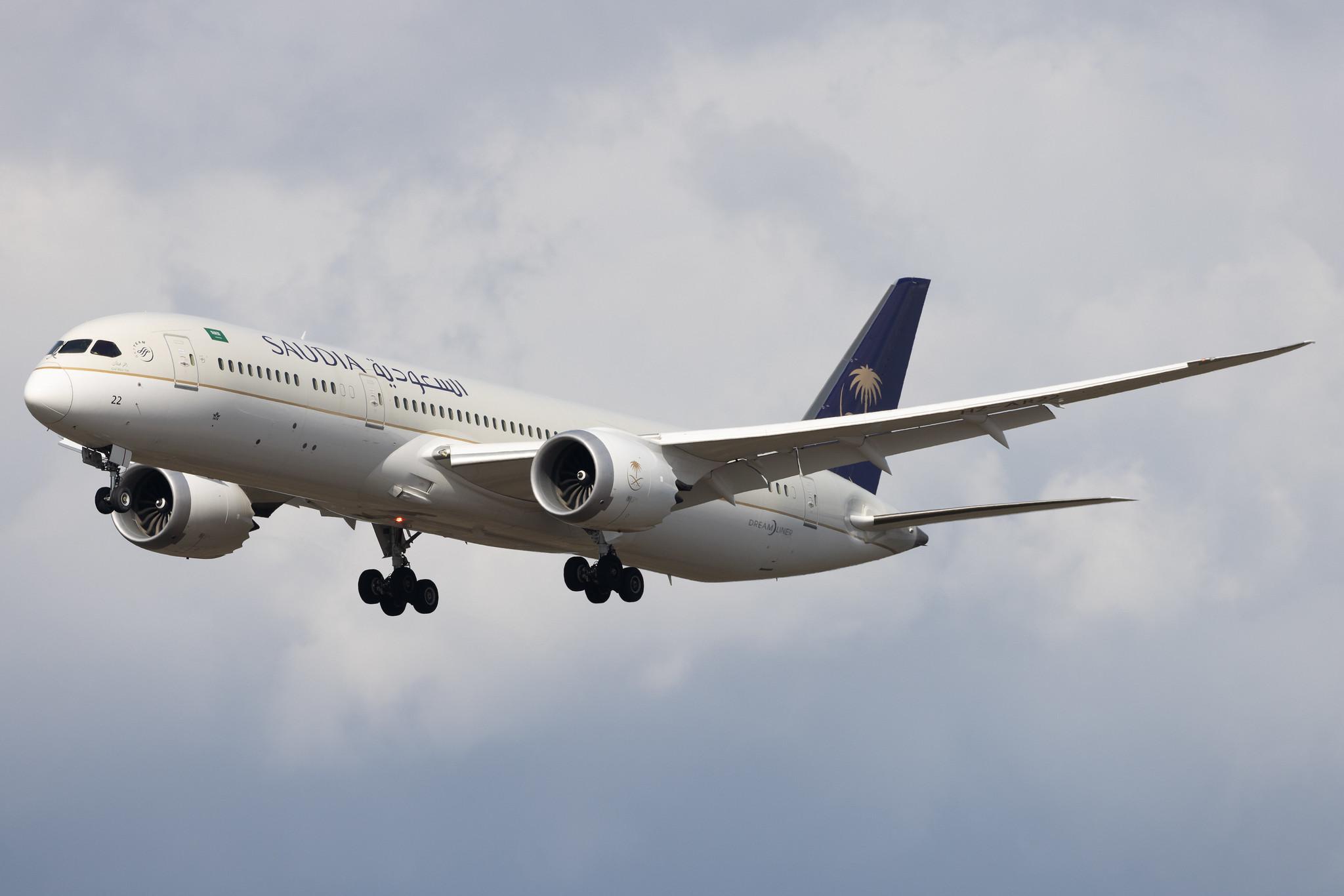 Frankfurt Airport: Saudia (SV / SVA) | Boeing 787-9 Dreamliner B789 | HZ-AR22 | MSN 40048