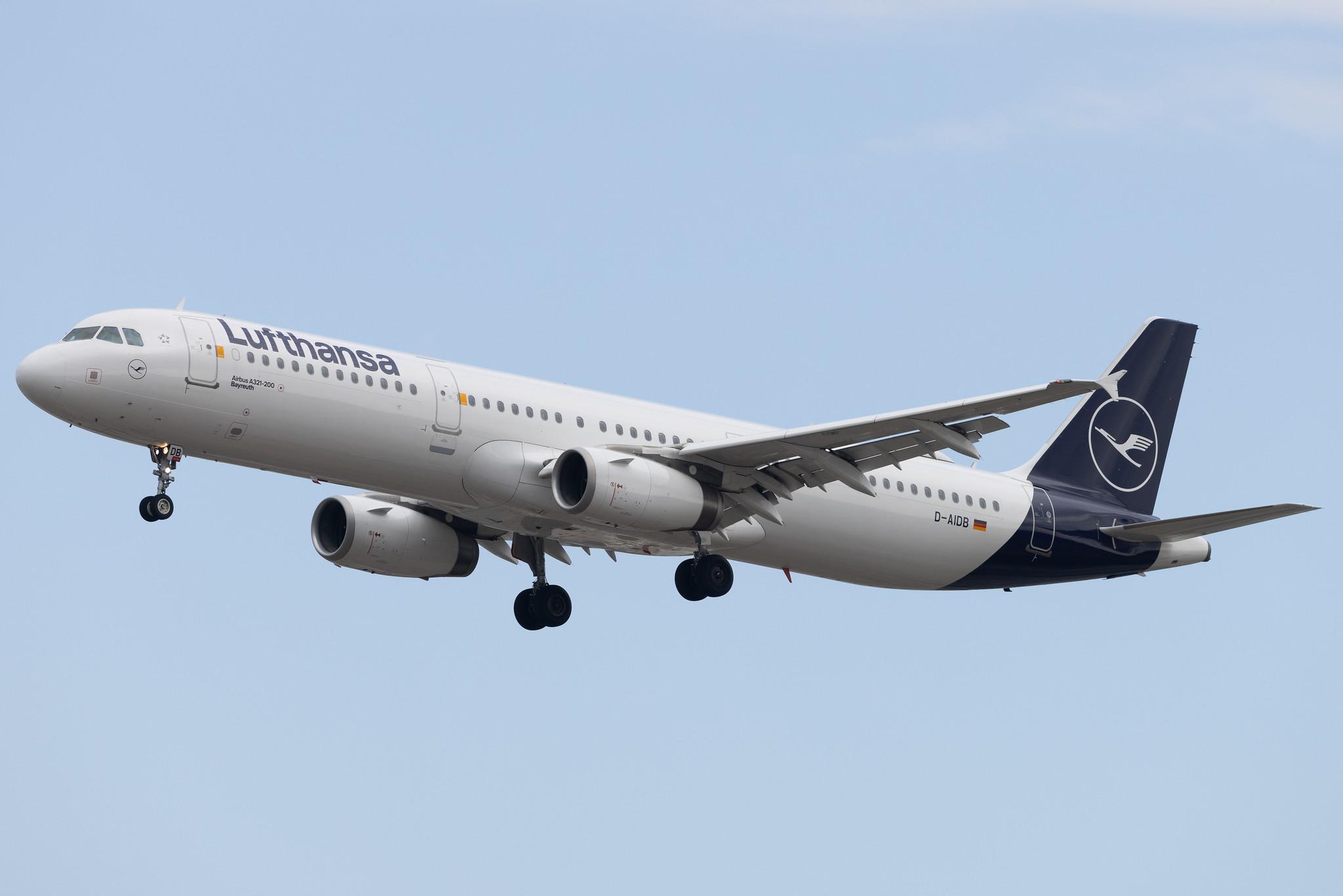 Frankfurt Airport: Lufthansa (LH / DLH) | Airbus A321-231 A321 | D-AIDB | MSN 4545