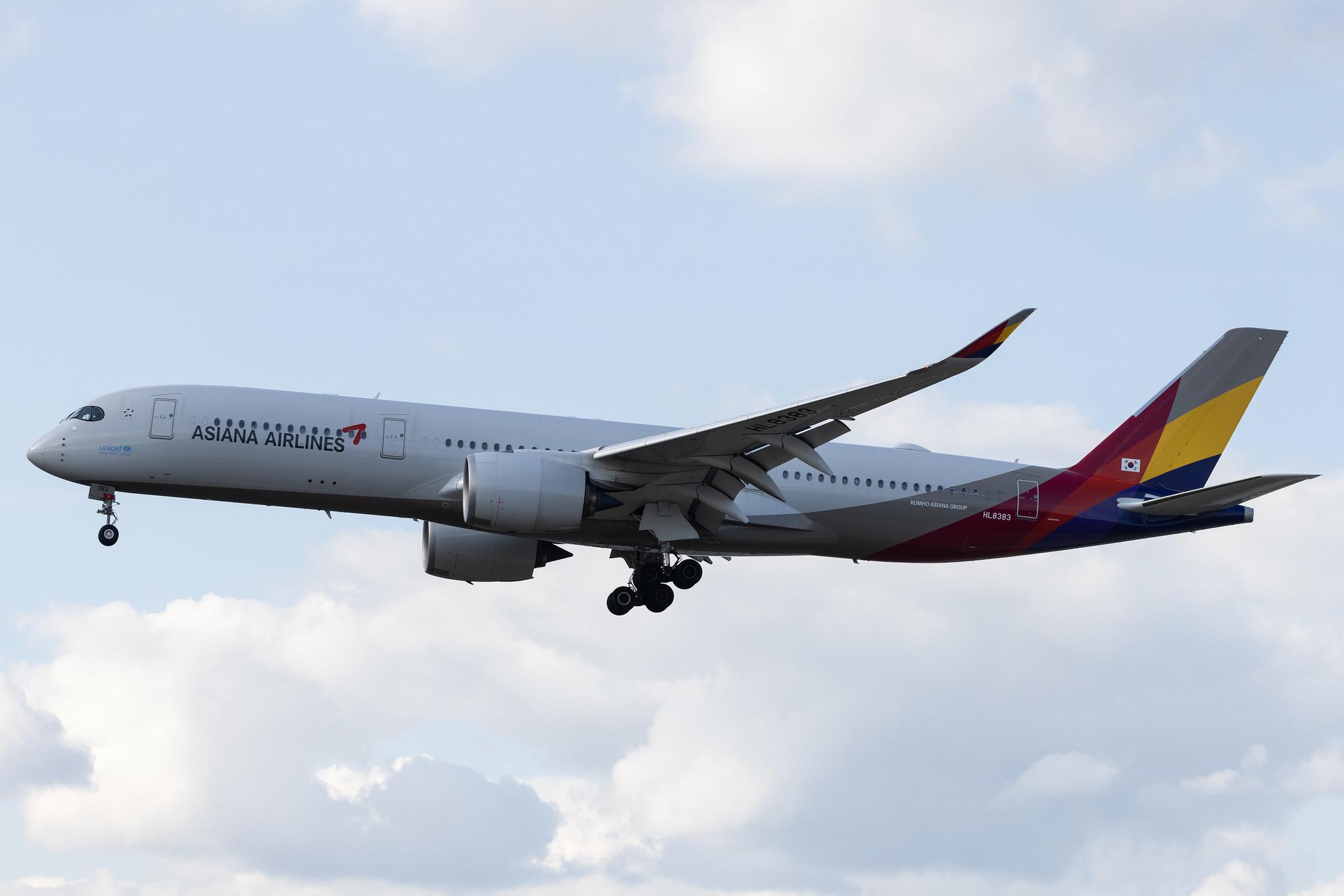 Frankfurt Airport: Asiana Airlines (OZ / AAR) | Airbus A350-941 A359 | HL8383 | MSN 425