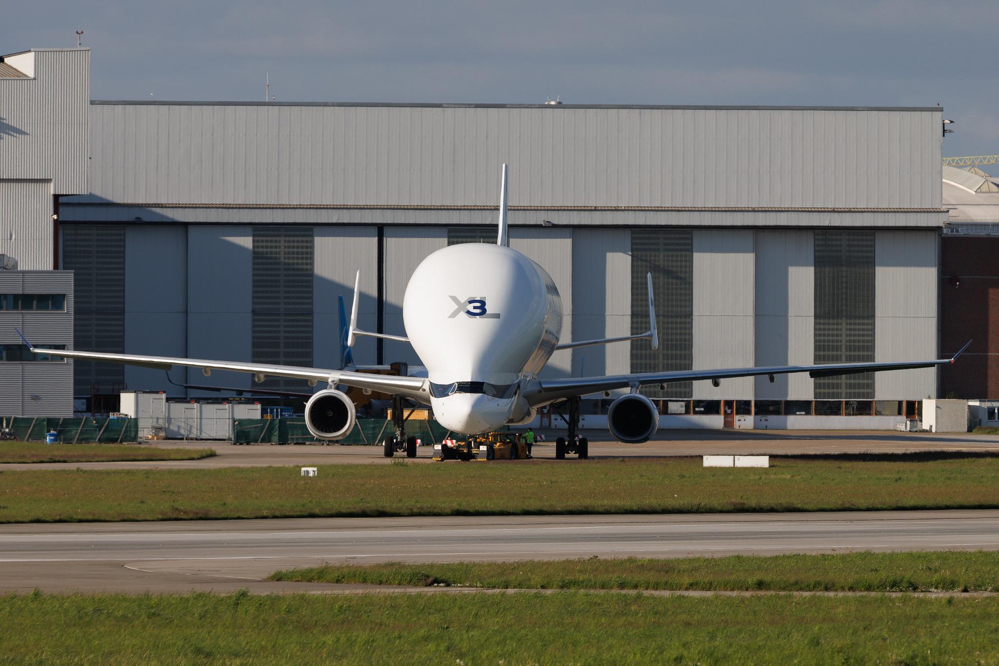 Hamburg Finkenwerder: Airbus Transport International (4Y / BGA) | Airbus A330-743L Beluga XL A337 | F-GXLI | MSN 1930