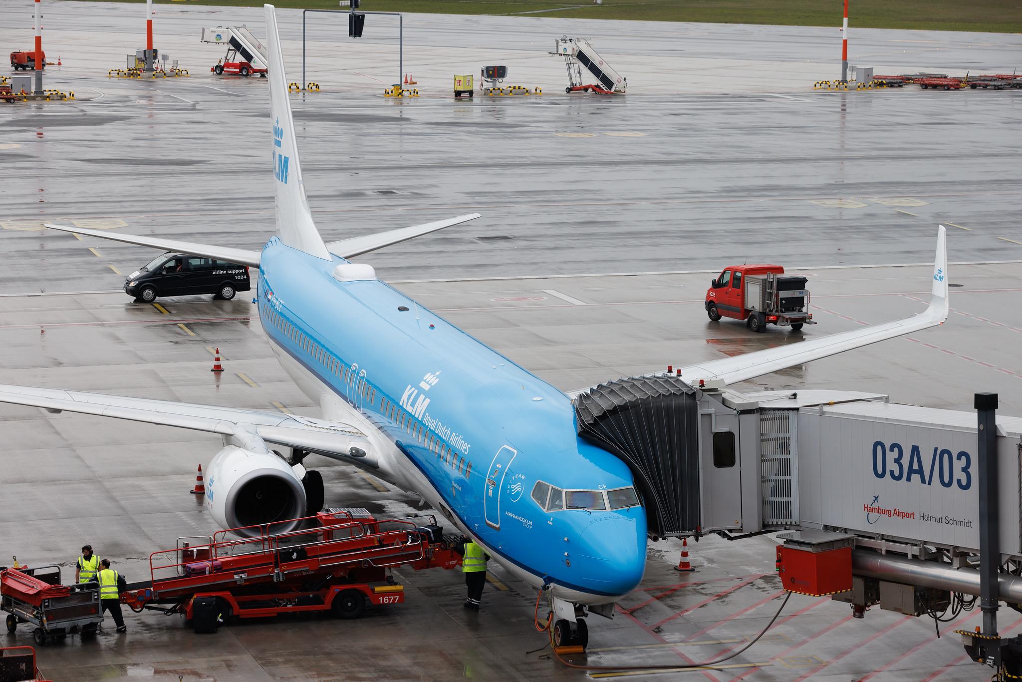Hamburg Airport: KLM (KL / KLM) | Boeing 737-8K2 B738 | PH-BCE | MSN 42151