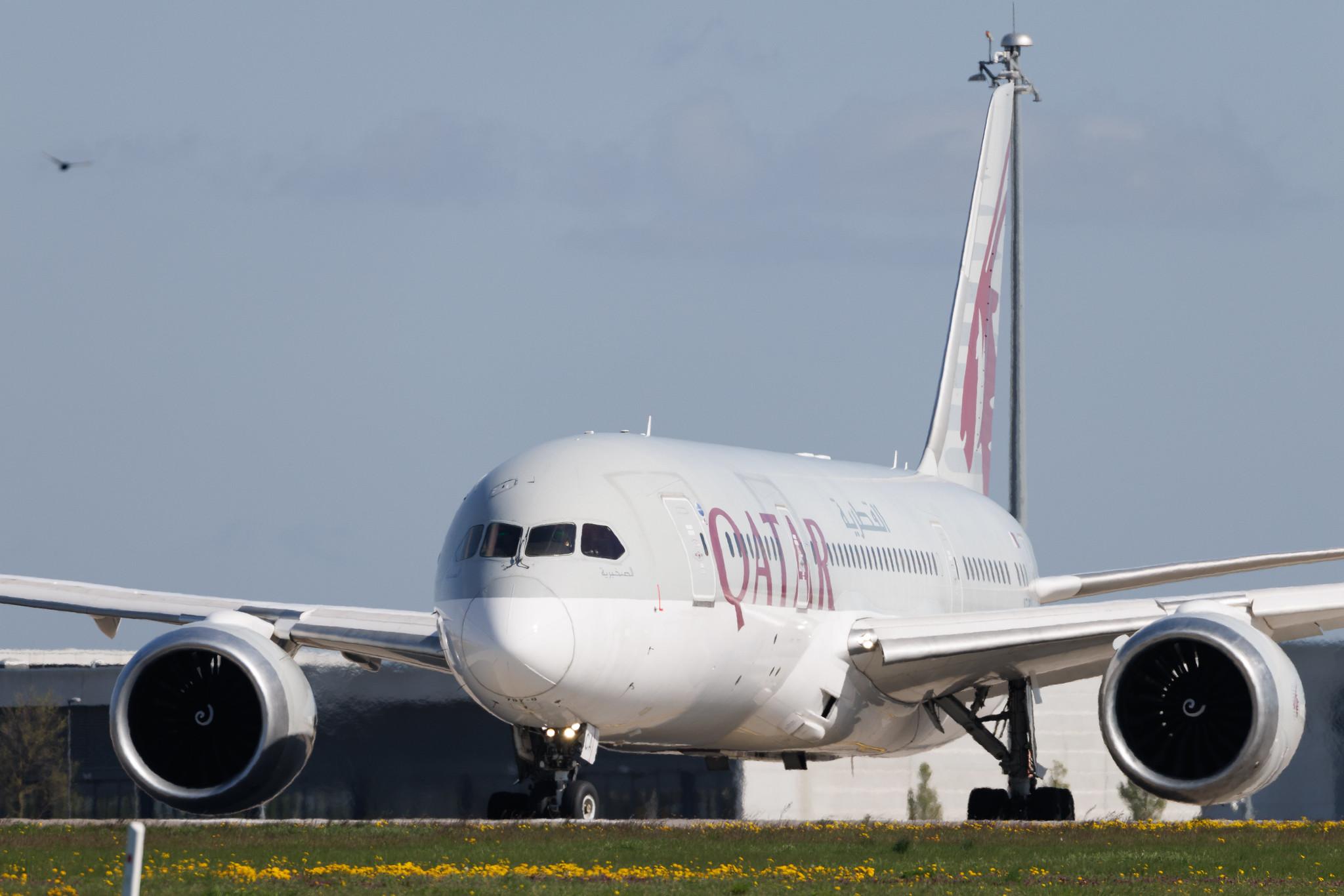 Flughafen Berlin Brandenburg: Qatar Airways (QR / QTR) |  Boeing 787-8 Dreamliner B788 | A7-BCA | MSN 38319
