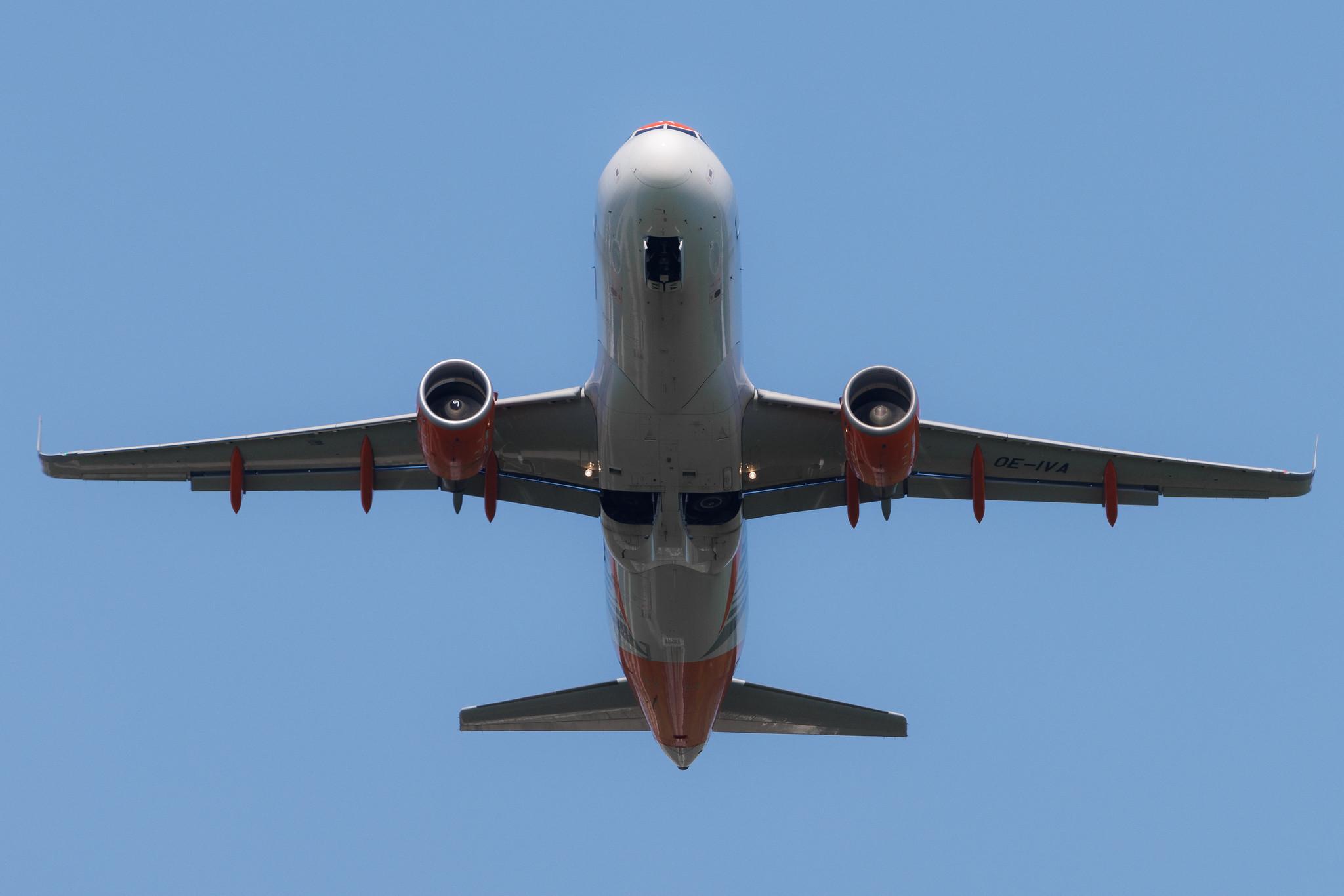 Flughafen Berlin Brandenburg: easyJet (U2 / EZY) | Livery: Austria Livery | Operator: easyJet Europe | Airbus A320-214 A320 | OE-IVA | MSN 6970