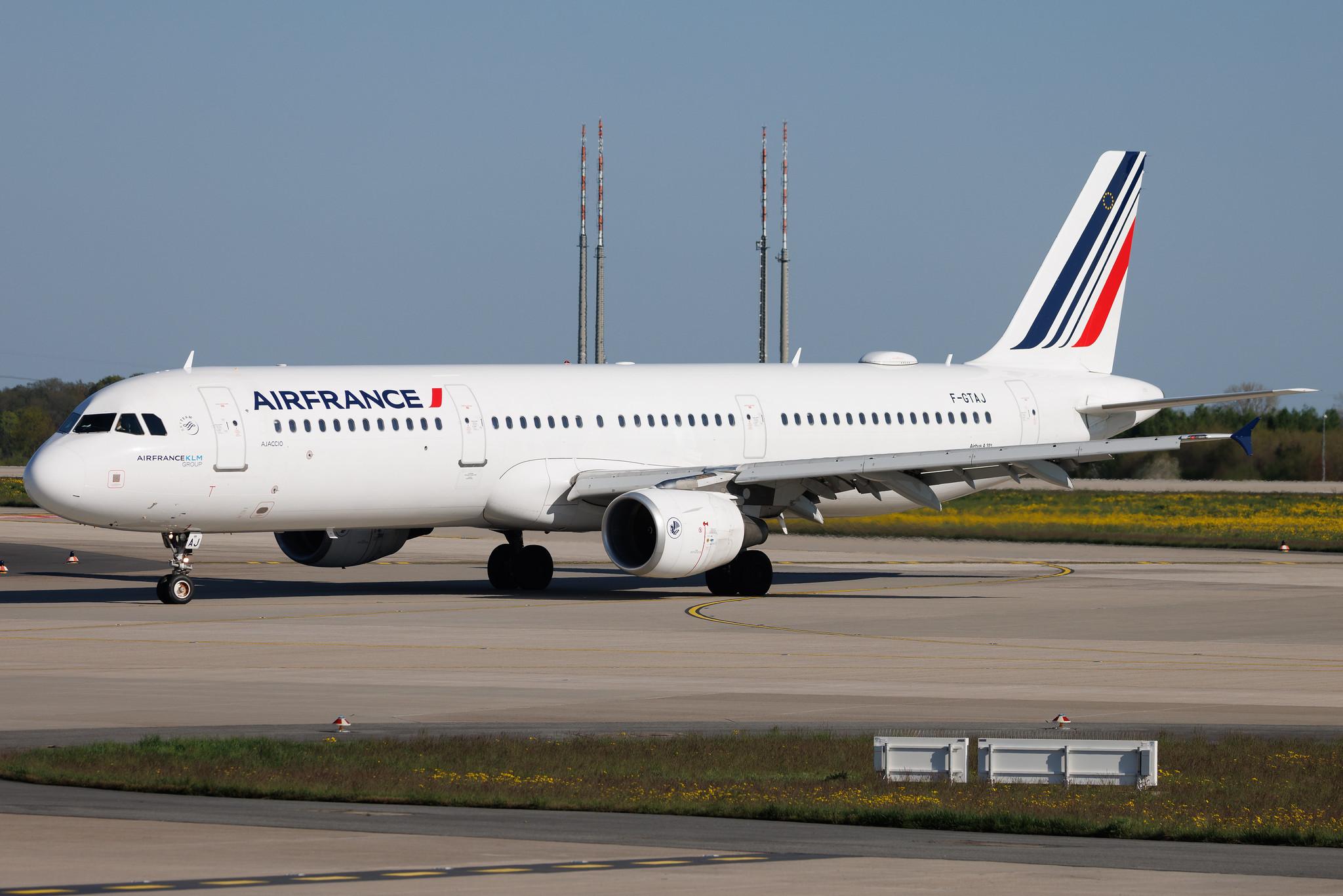 Flughafen Berlin Brandenburg: Air France (AF / AFR) | Airbus A321-212 A321 | F-GTAJ | MSN 1476