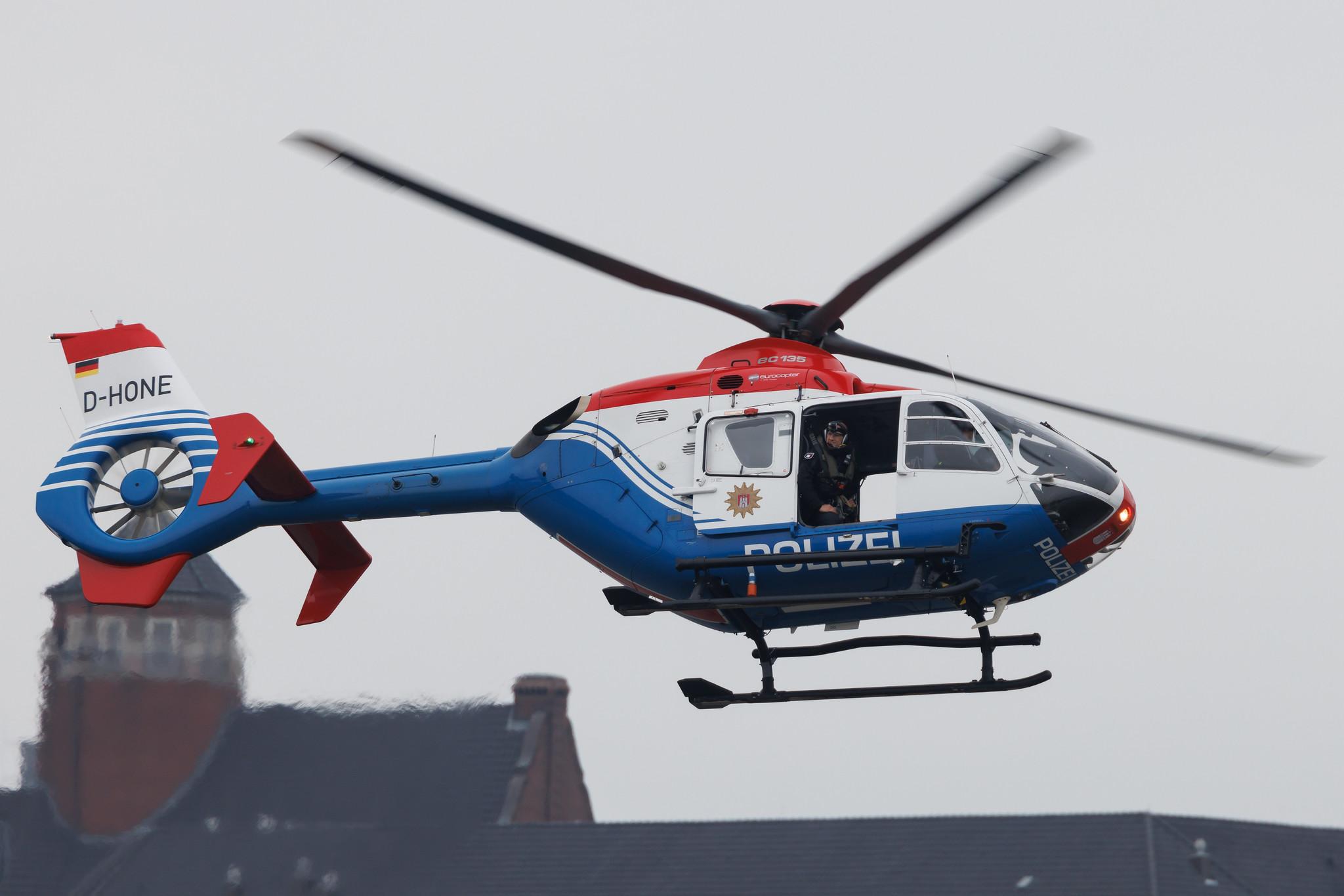 SOS Joint Rescue Operation: Polizei Hamburg | Airbus Helicopters H135 EC35 | D-HONE | MSN 0338