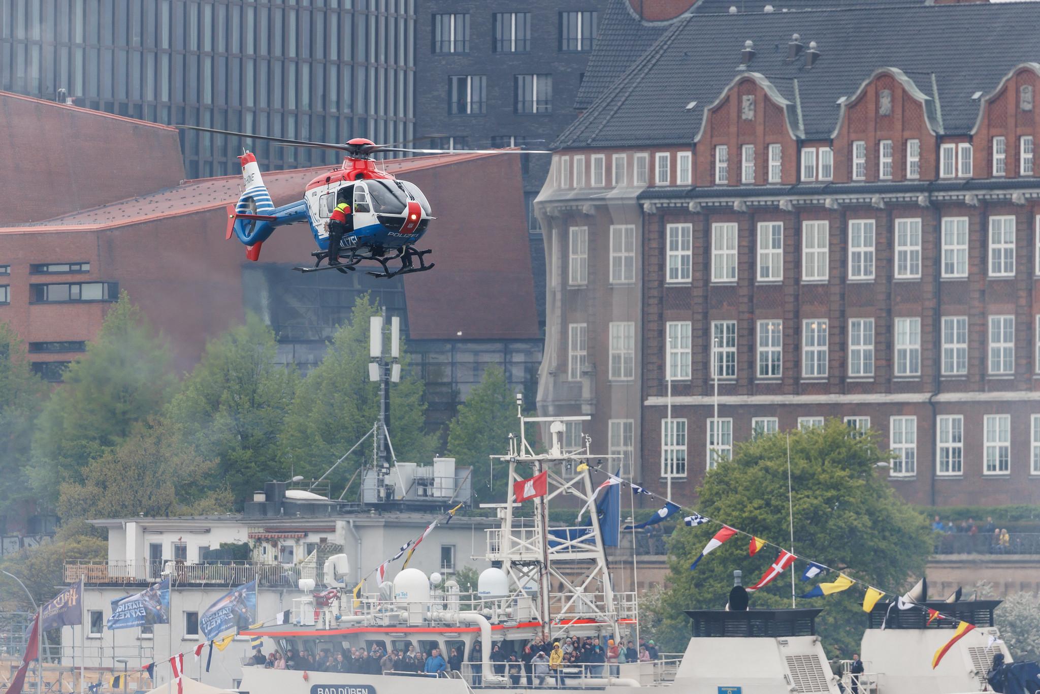 SOS Joint Rescue Operation: Polizei Hamburg | Airbus Helicopters H135 EC35 | D-HONE | MSN 0338