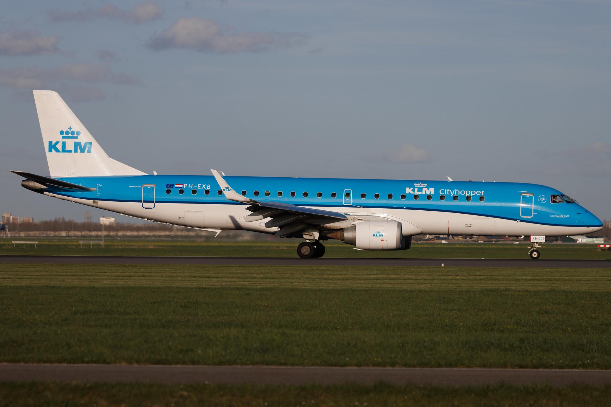 Amsterdam Schiphol: KLM (KL / KLM) | Boeing 737-9K2 B739 | PH-BXT | MSN 32944