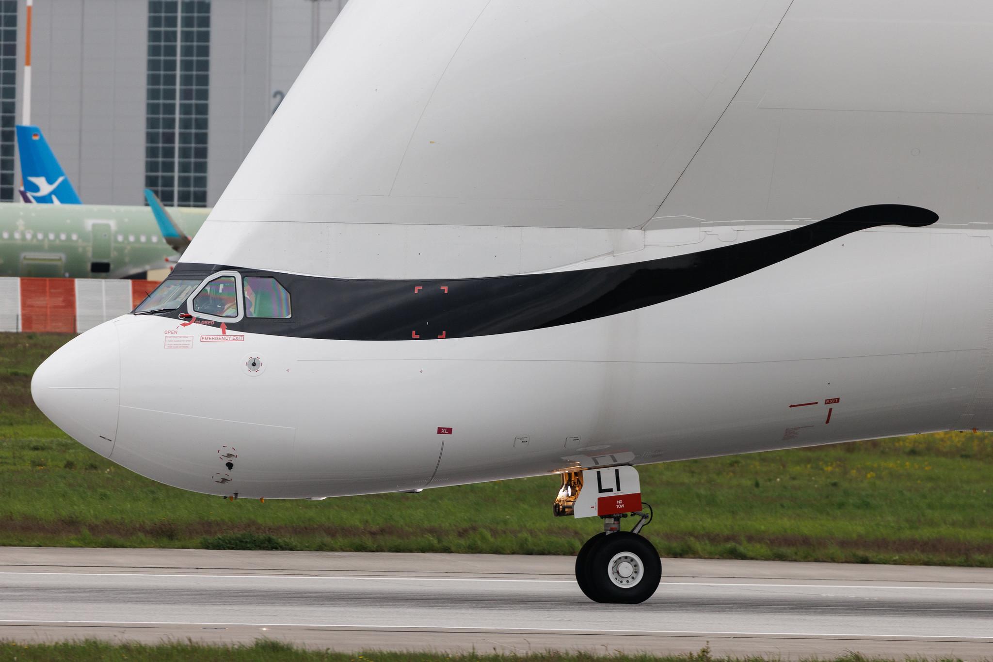 Hamburg Finkenwerder: Airbus Transport International (4Y / BGA) | Airbus A330-743L Beluga XL A337 | F-GXLI | MSN 1930