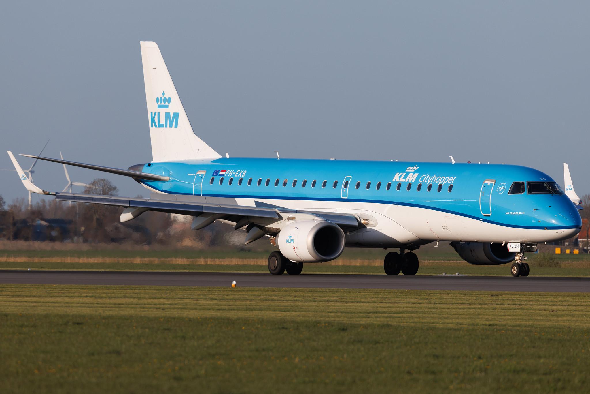 Amsterdam Schiphol: KLM (KL / KLM) | Boeing 737-9K2 B739 | PH-BXT | MSN 32944