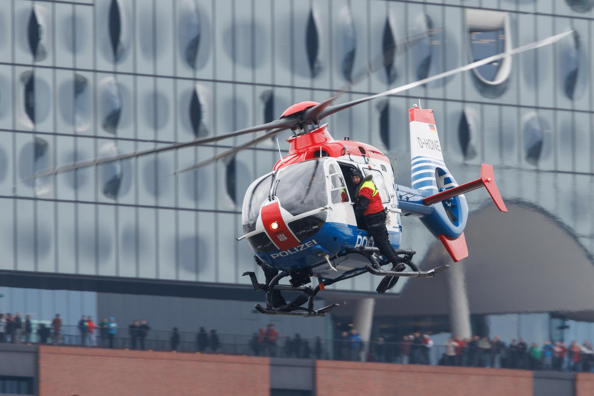 SOS Joint Rescue Operation: Polizei Hamburg | Airbus Helicopters H135 EC35 | D-HONE | MSN 0338