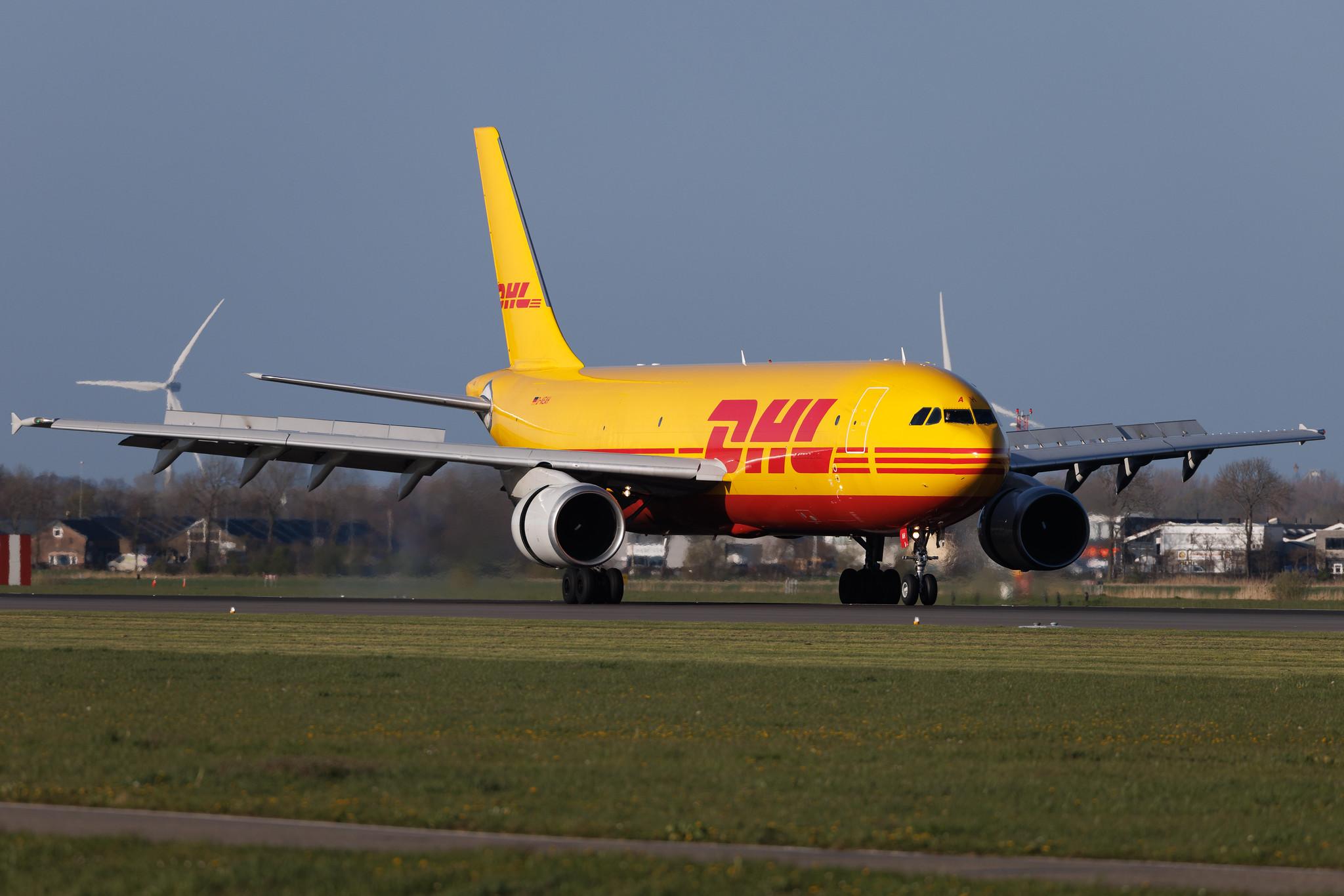 Amsterdam Schiphol: DHL (D0 / DHK) | Operator: European Air Transport | Airbus A300B4-622R(F) A306 | D-AEAH | MSN 783