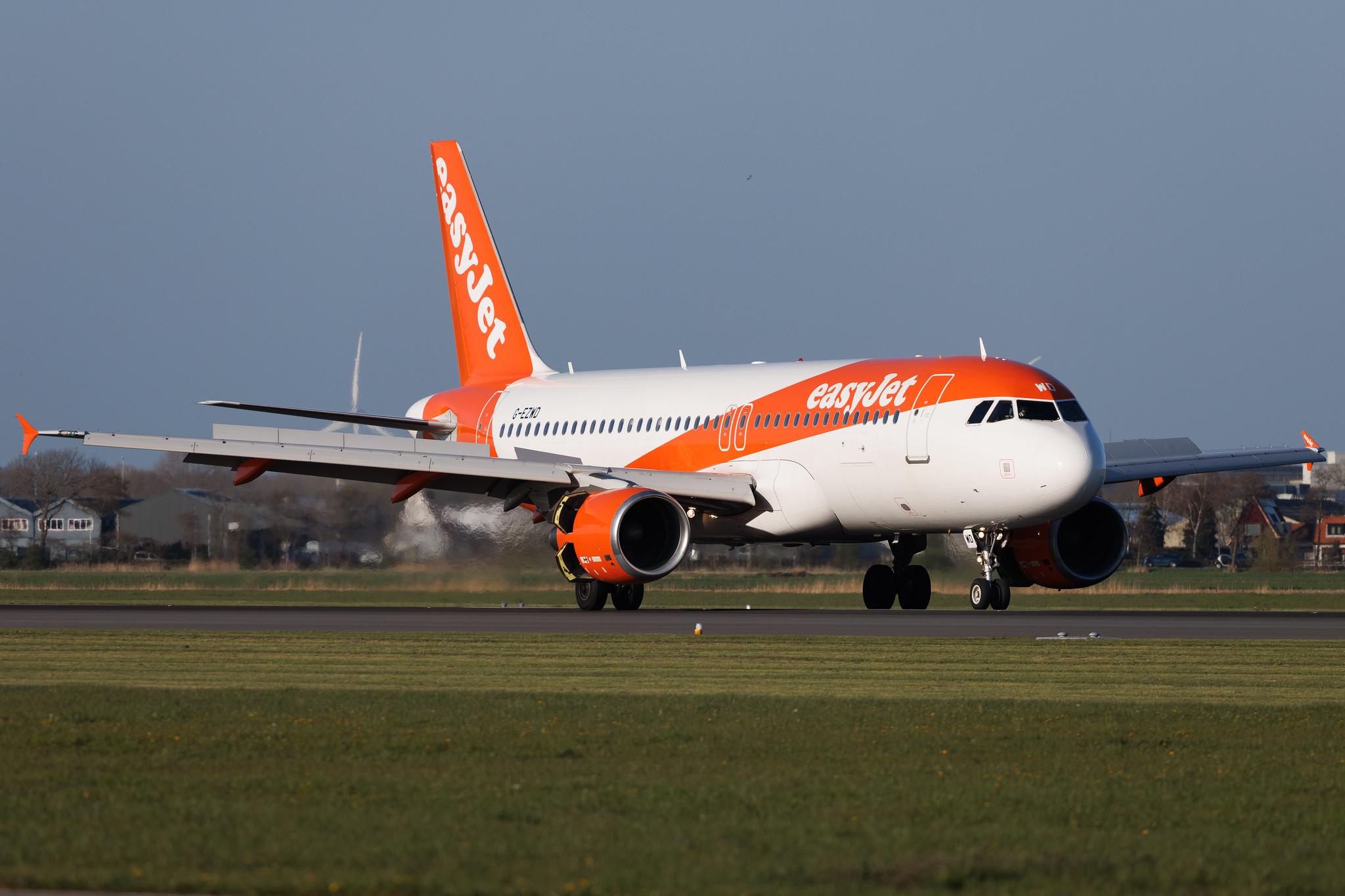 Amsterdam Schiphol: easyJet (U2 / EZY) | Airbus A320-214 A320 | G-EZWD | MSN 5249