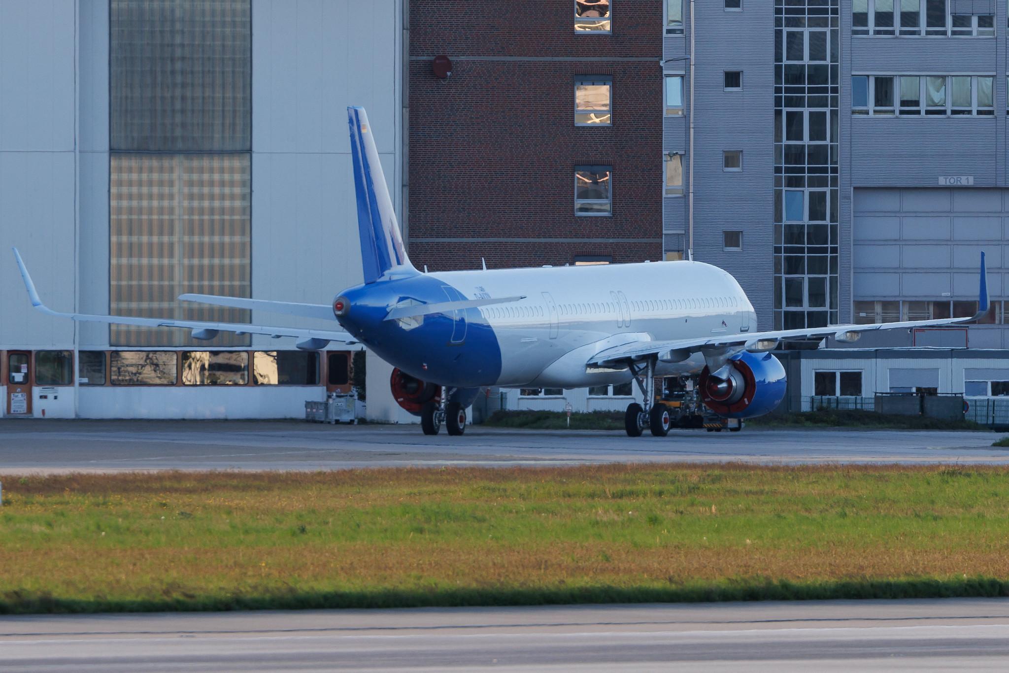 Hamburg Finkenwerder: Jet2 | Airbus A321-271NX A21N | D-AVXN | G-SUNC | MSN 11489