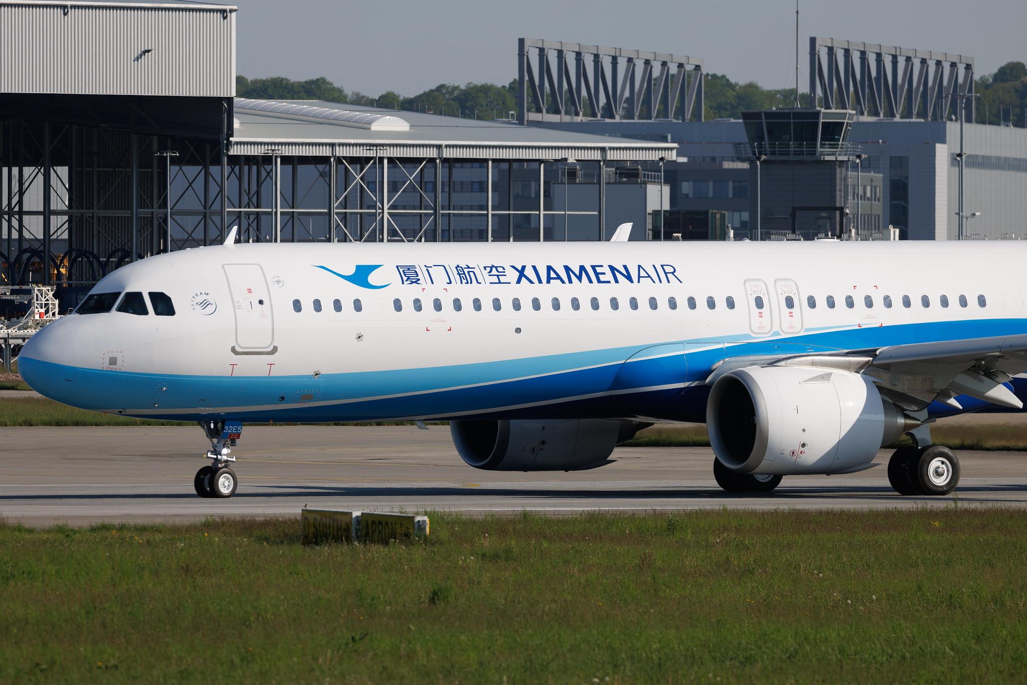 Hamburg Finkenwerder: Xiamen Air (MF / CXA) | Airbus A321-251NX A21N | B-32E5 | MSN 11371
