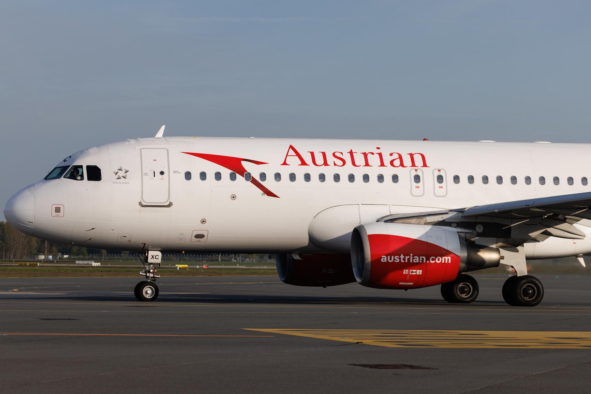 Hamburg Airport: Austrian Airlines (OS / AUA) | Airbus A320-216 A320 | OE-LXC | MSN 3502