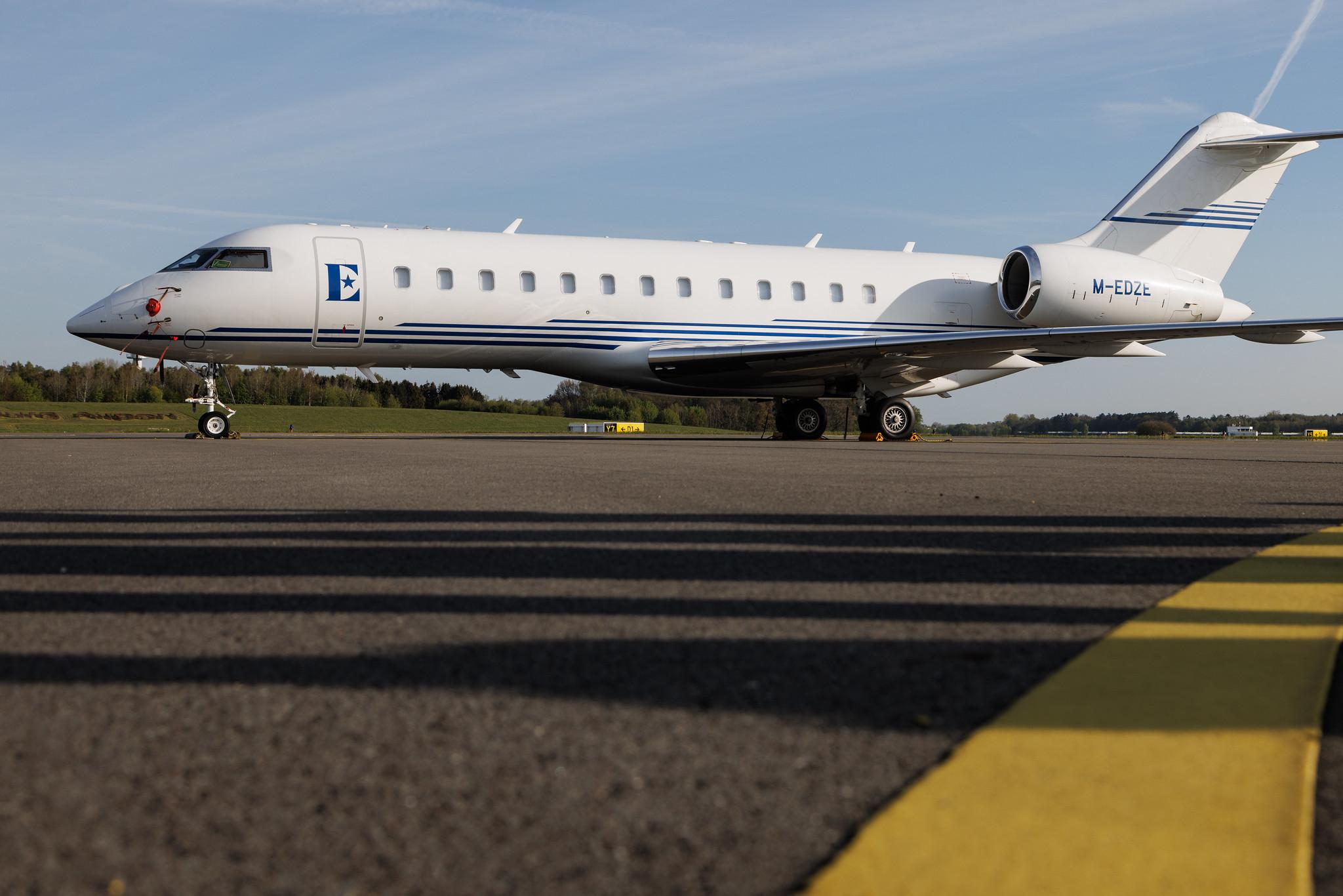 Hamburg Airport: Gama Aviation (/ GMA) | Bombardier Global Express GLEX | M-EDZE | MSN 9097