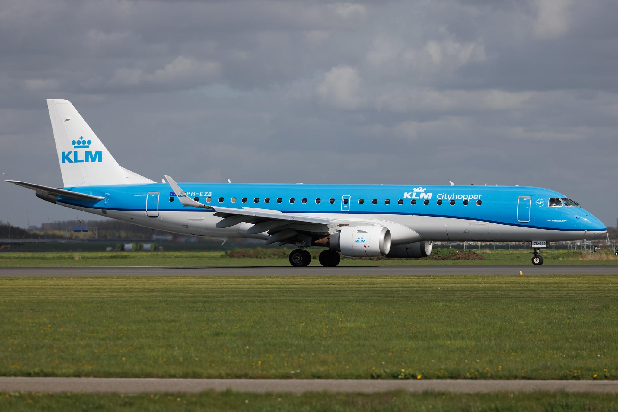 Amsterdam Schiphol: KLM (KL / KLM) | Operator: KLM Cityhopper | Embraer E190STD E190 | PH-EZB | MSN 19000235