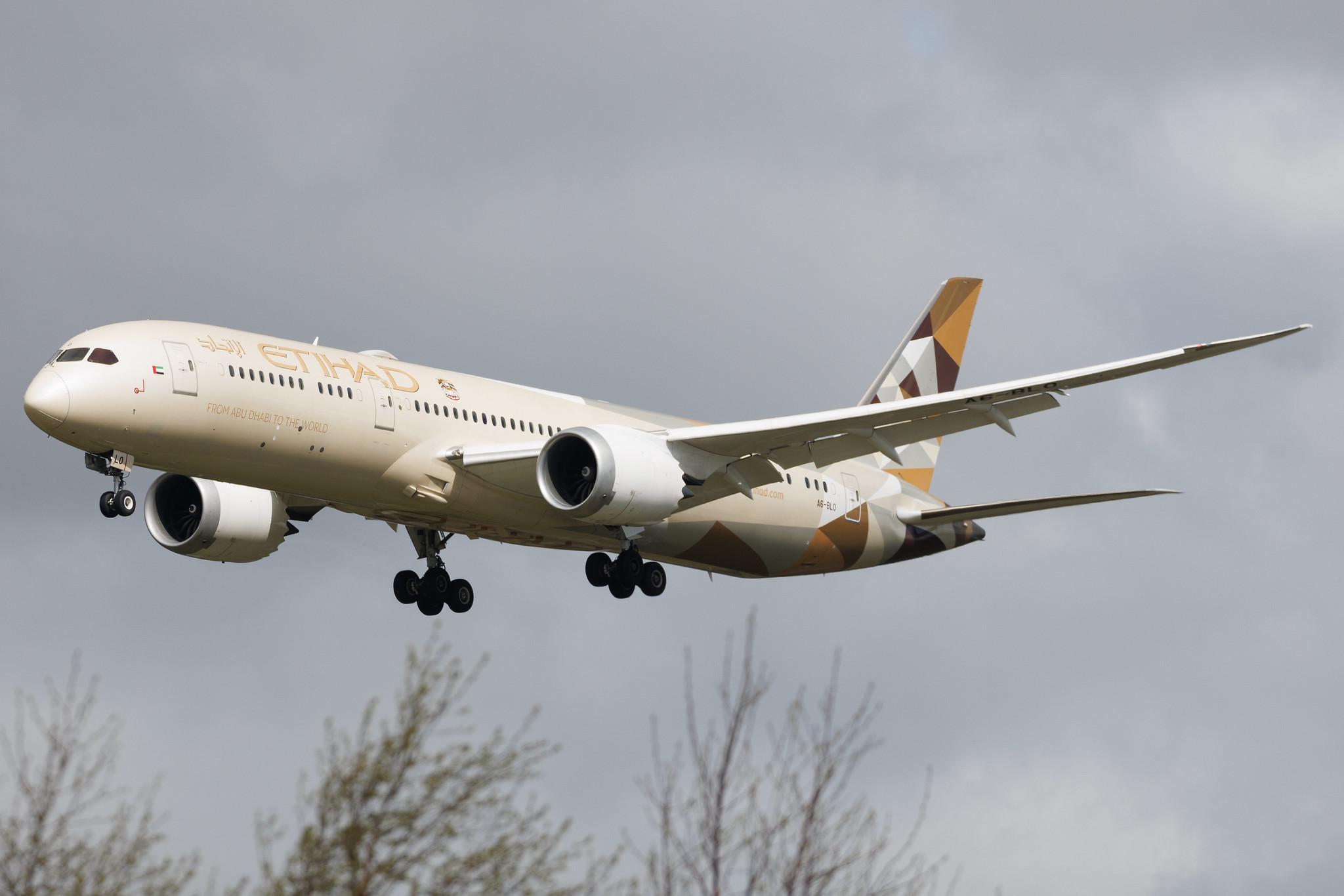 Amsterdam Schiphol: Etihad Airways (EY / ETD) | Boeing 787-9 Dreamliner B789 | A6-BLO | MSN 39660