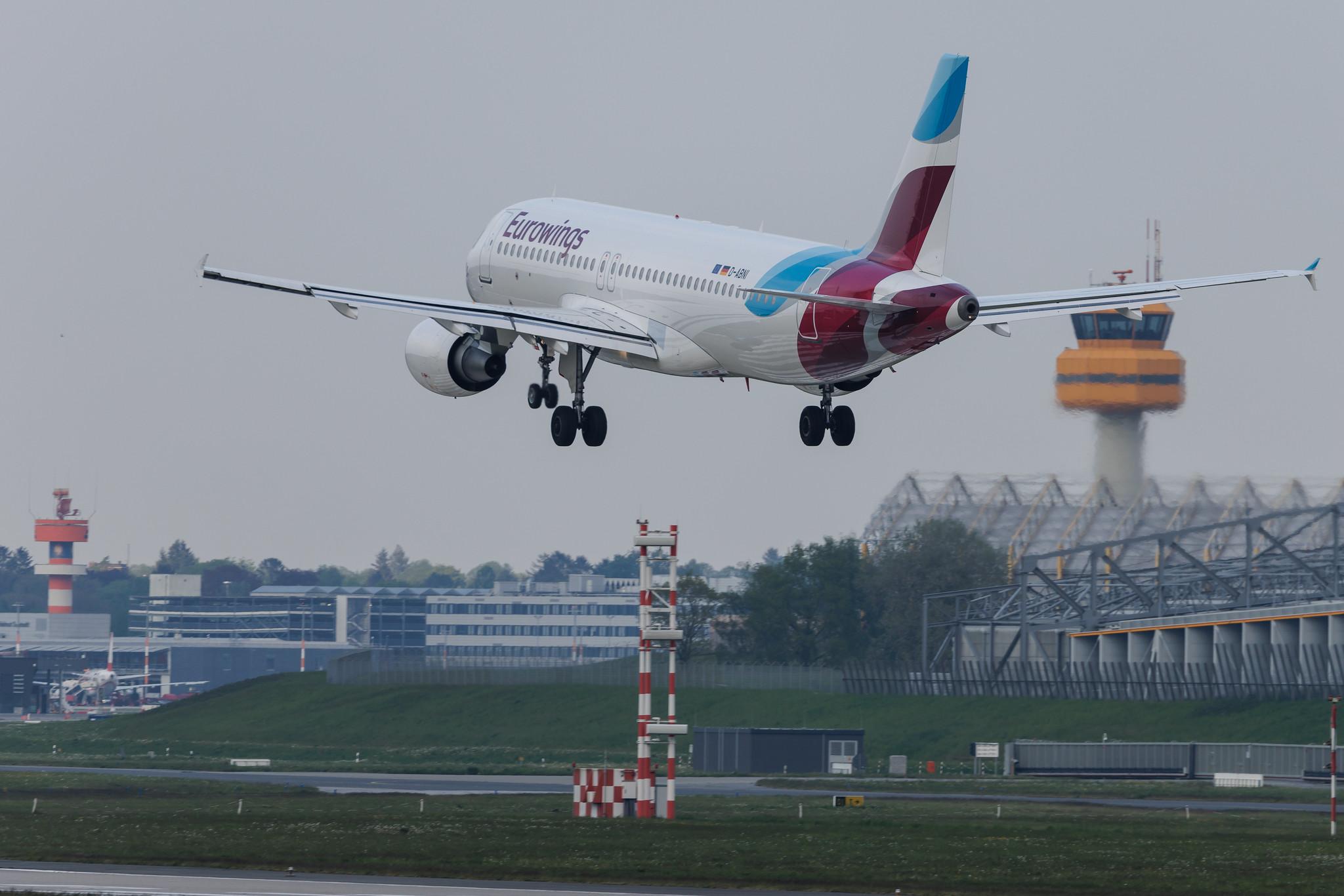 Hamburg Airport: Eurowings (EW / EWG) | Airbus A320-214 A320 | D-ABNI | MSN 1717