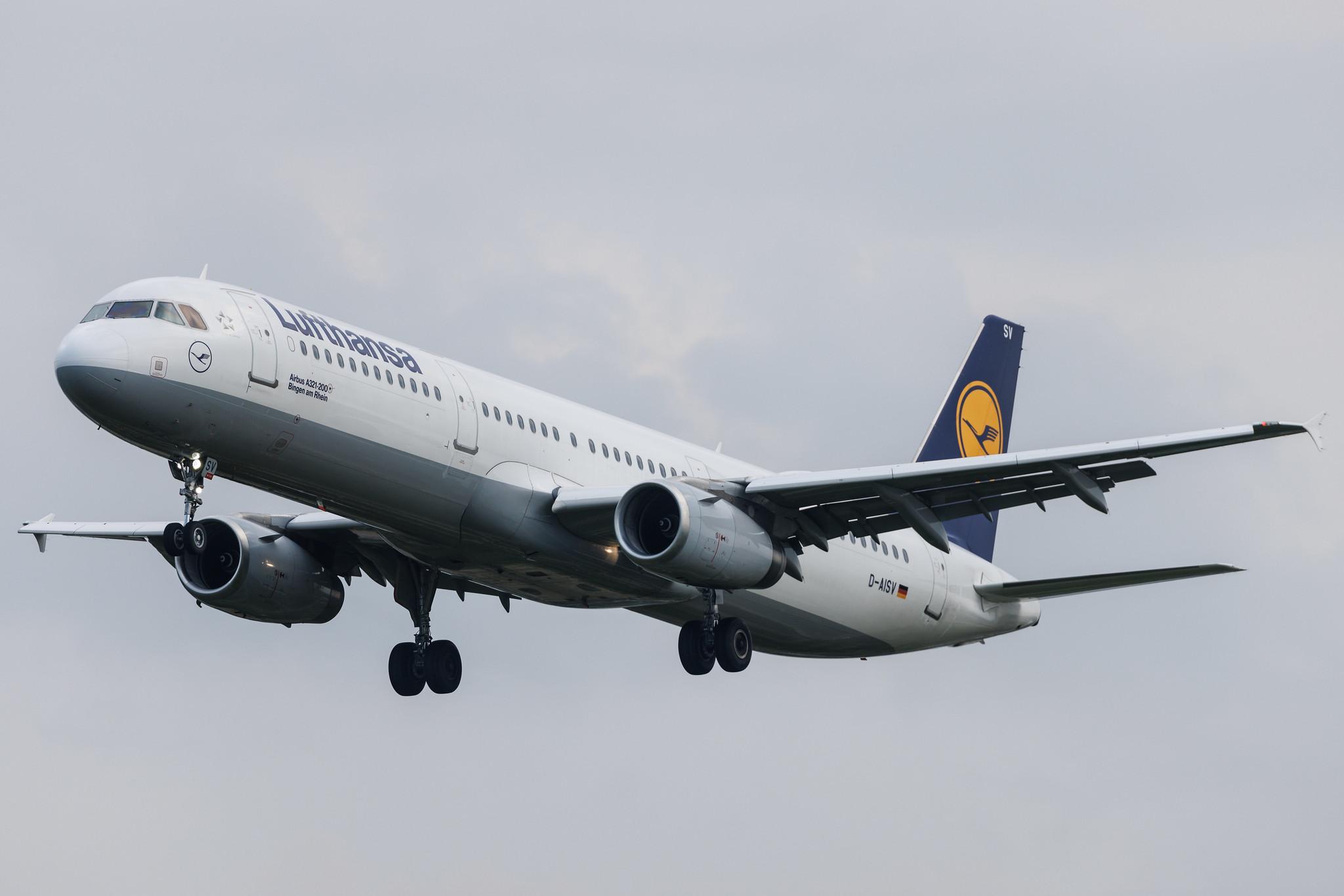 Hamburg Airport: Lufthansa (LH / DLH) | Airbus A321-231 A321 | D-AISV | MSN 4050