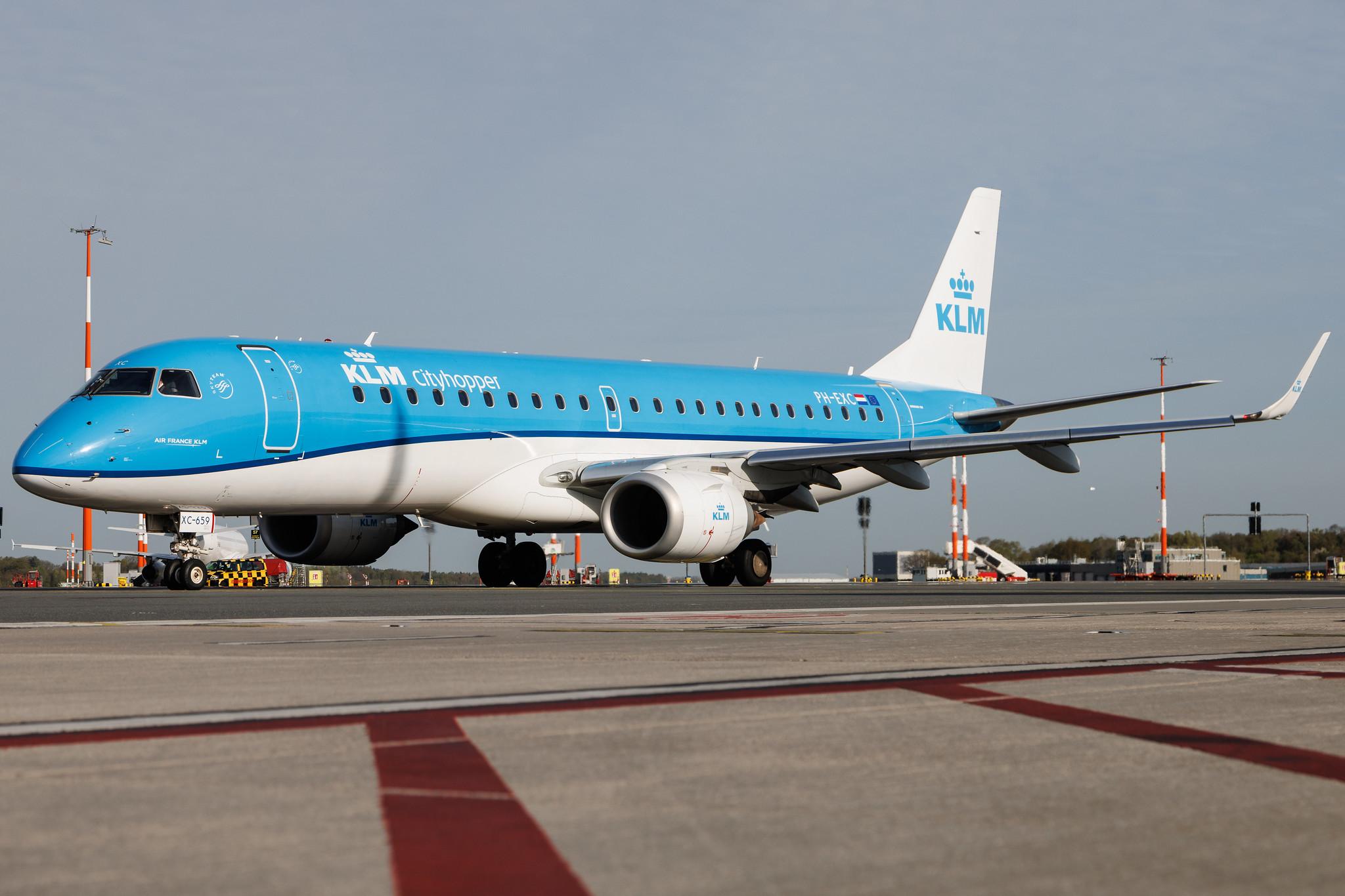 Hamburg Airport: KLM (KL / KLM) | Operator: KLM Cityhopper | Embraer E190STD E190 | PH-EXC | MSN 19000659