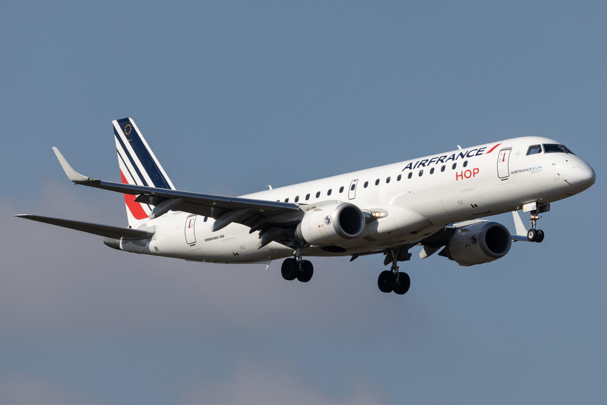 Flughafen Berlin Brandenburg: Air France (AF / AFR) | Operator: Air France Hop | Embraer E190STD E190 | F-HBLO | MSN 19000770