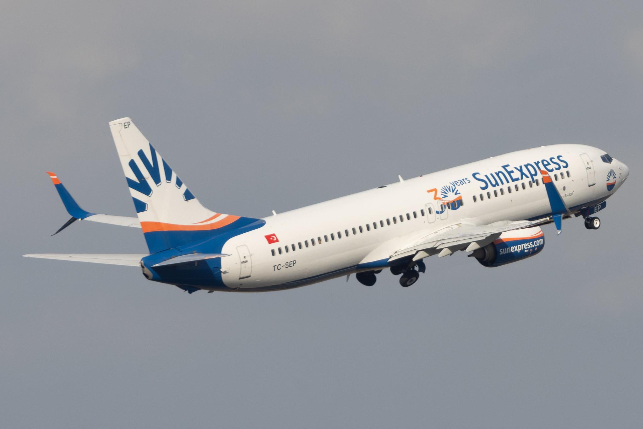 Flughafen Berlin Brandenburg: SunExpress (XQ / SXS) | Boeing 737-8HC B738 | TC-SEP | MSN 61180