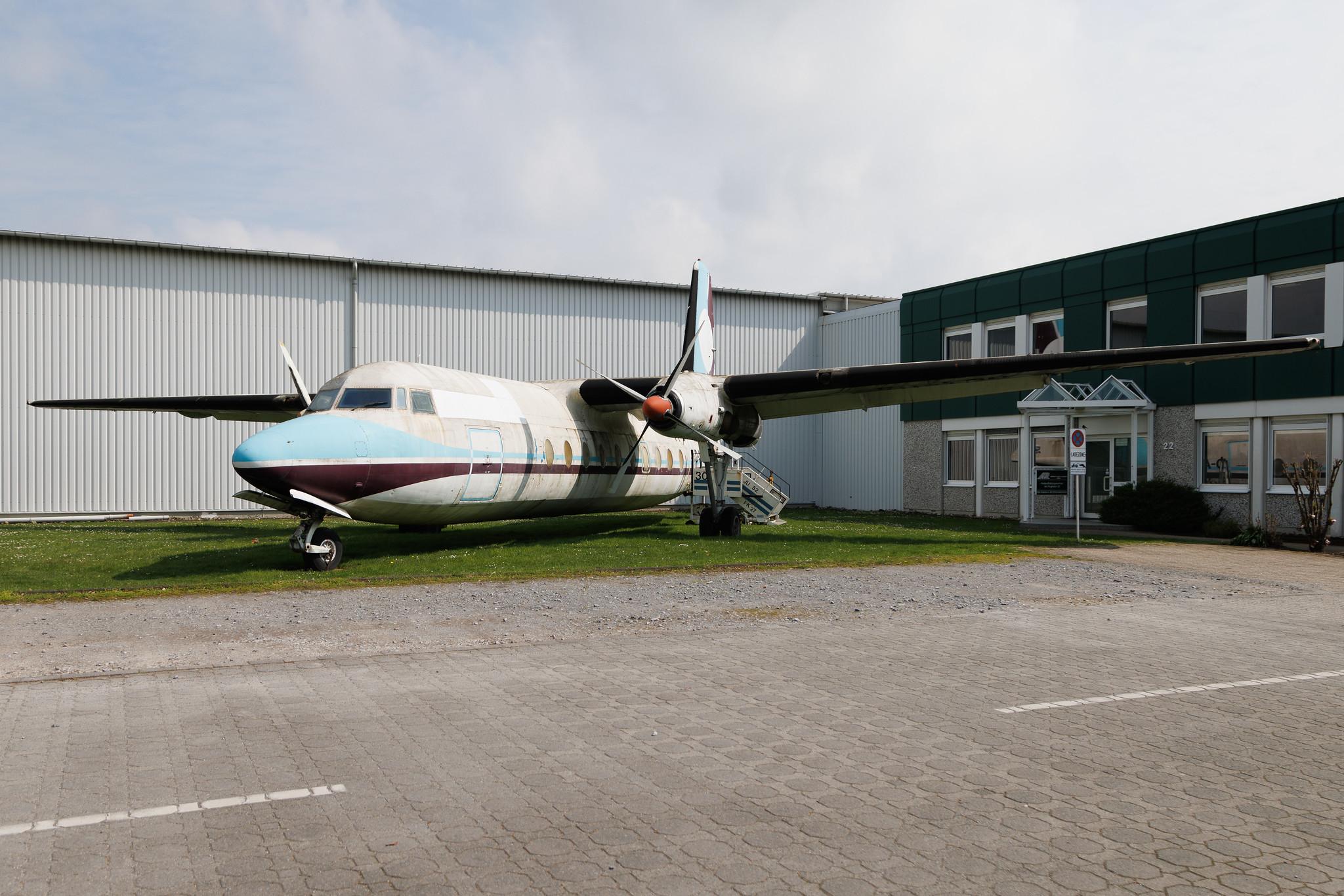 Verkehrslandeplatz Mönchengladbach: WDL Aviation (WH / WDL) | Fokker F27-200 Friendship F27 | D-AELL | MSN 10414