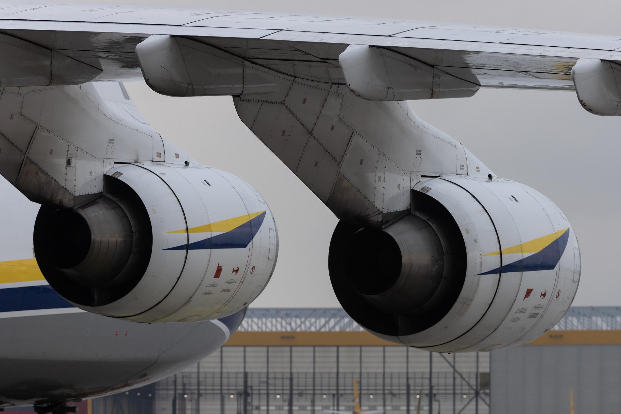 Leipzig Halle Airport: Antonov Airlines (/ ADB) | Antonov An-124-100 A124 | UR-82072 | MSN 9773053359136