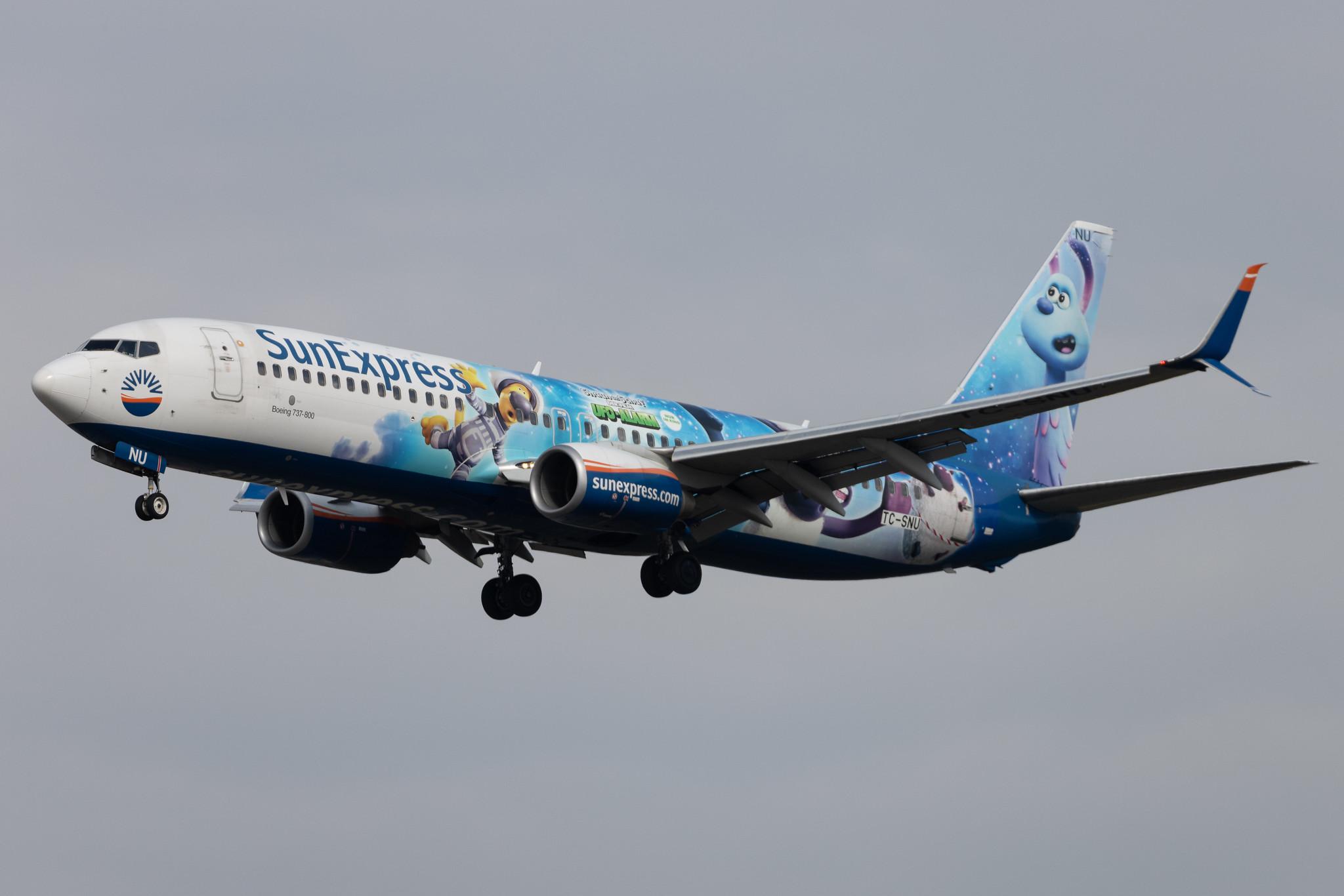 Frankfurt Airport: SunExpress (XQ / SXS) | Livery: Shaun das Schaf - UFO-Alarm Livery | Boeing 737-8HC B738 | TC-SNU | MSN 40756