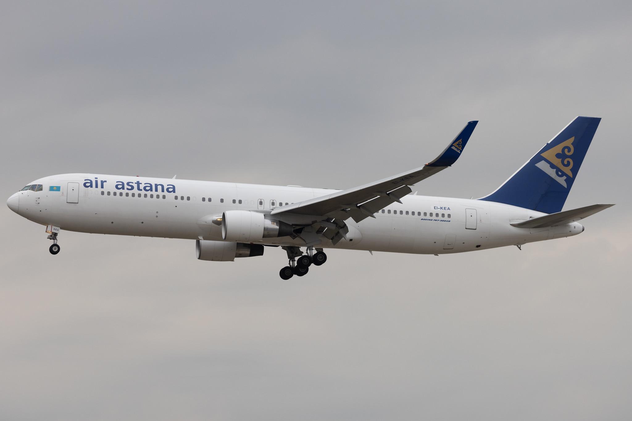 Frankfurt Airport: Air Astana (KC / KZR) | Boeing 767-3KY(ER) B763 | EI-KEA | MSN 42220