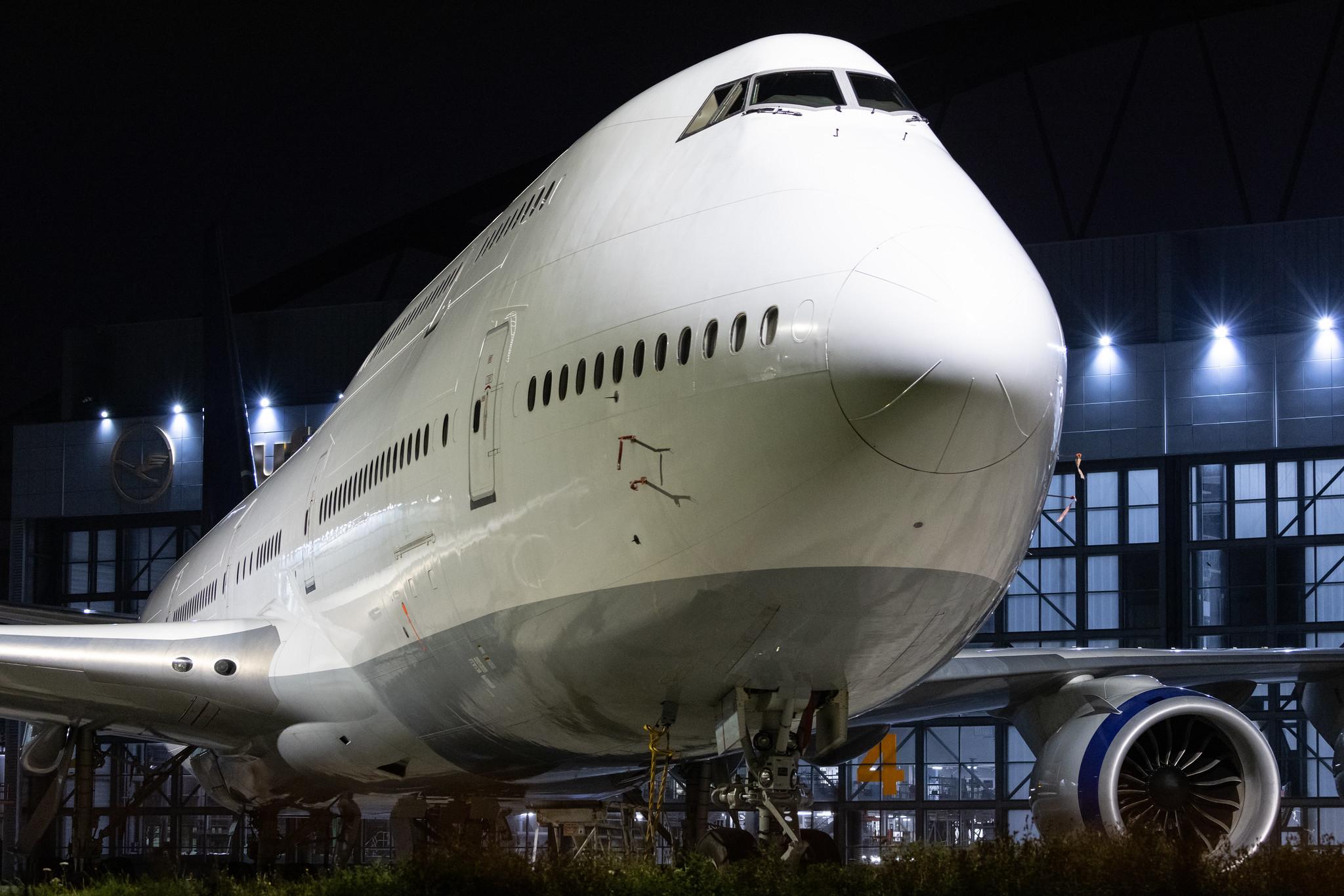 Hamburg Airport: Egypt Government | Boeing 747-830 B748 | SU-EGY | MSN 37826