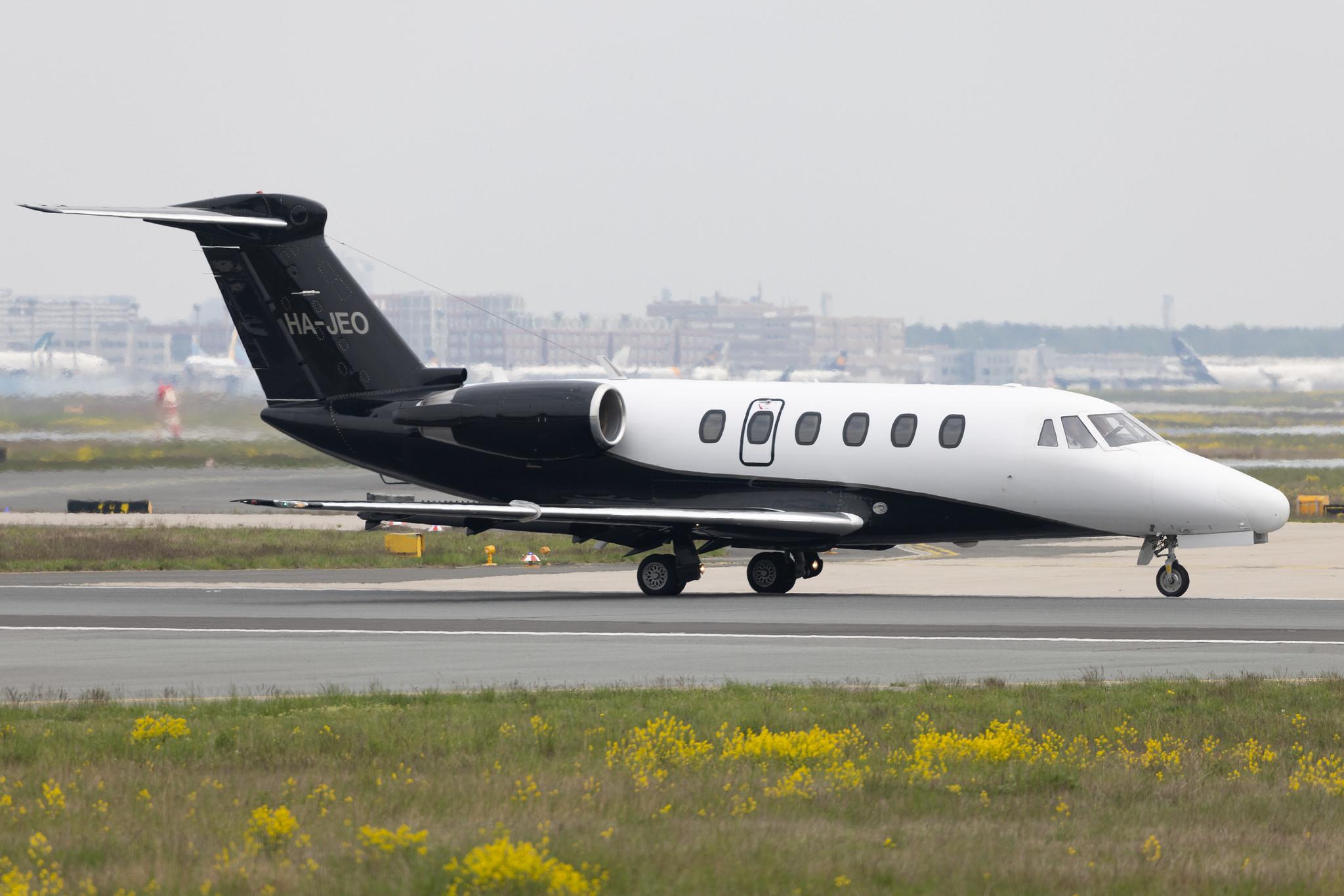 Frankfurt Airport: JetStream (/ JSH) | Operator: JetStream Charter | Cessna 650 Citation III C650 | HA-JEO | MSN 650-0142