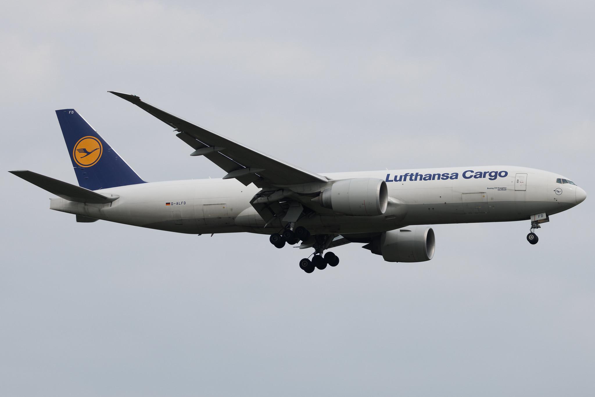 Frankfurt Airport: Lufthansa Cargo (/ GEC) | Boeing 777-FBT B77L | D-ALFD | MSN 41677