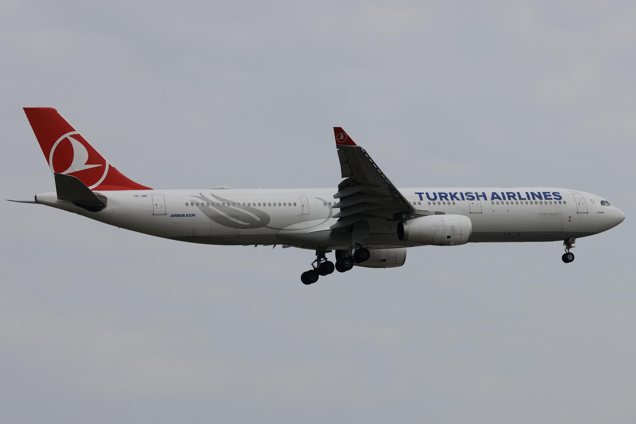 Frankfurt Airport: Turkish Airlines (TK / THY) | Airbus A330-343 A333 | TC-JNI | MSN 1160