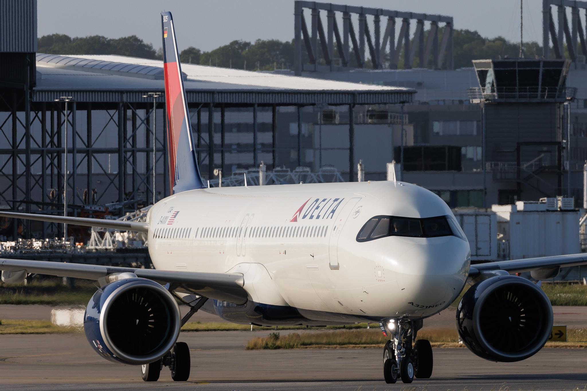 Hamburg Finkenwerder: Delta Air Lines (DL / DAL) | Airbus A321-271NX A21N | D-AVXV | N525DA | MSN 11246