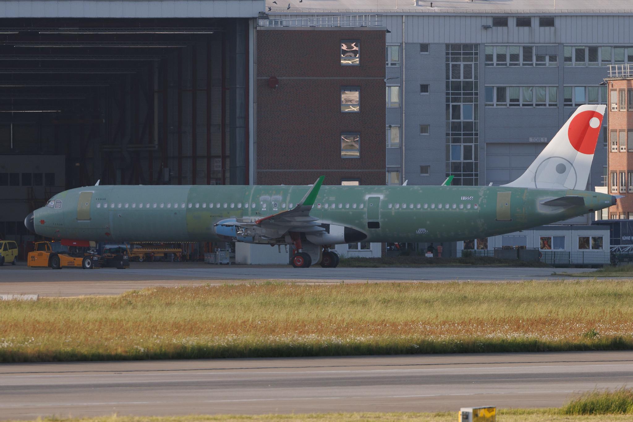 Hamburg Finkenwerder: Viva Aerobus (VB / VIV) | Airbus A321-271NX A21N | D-AZAR | XA- | MSN 11556