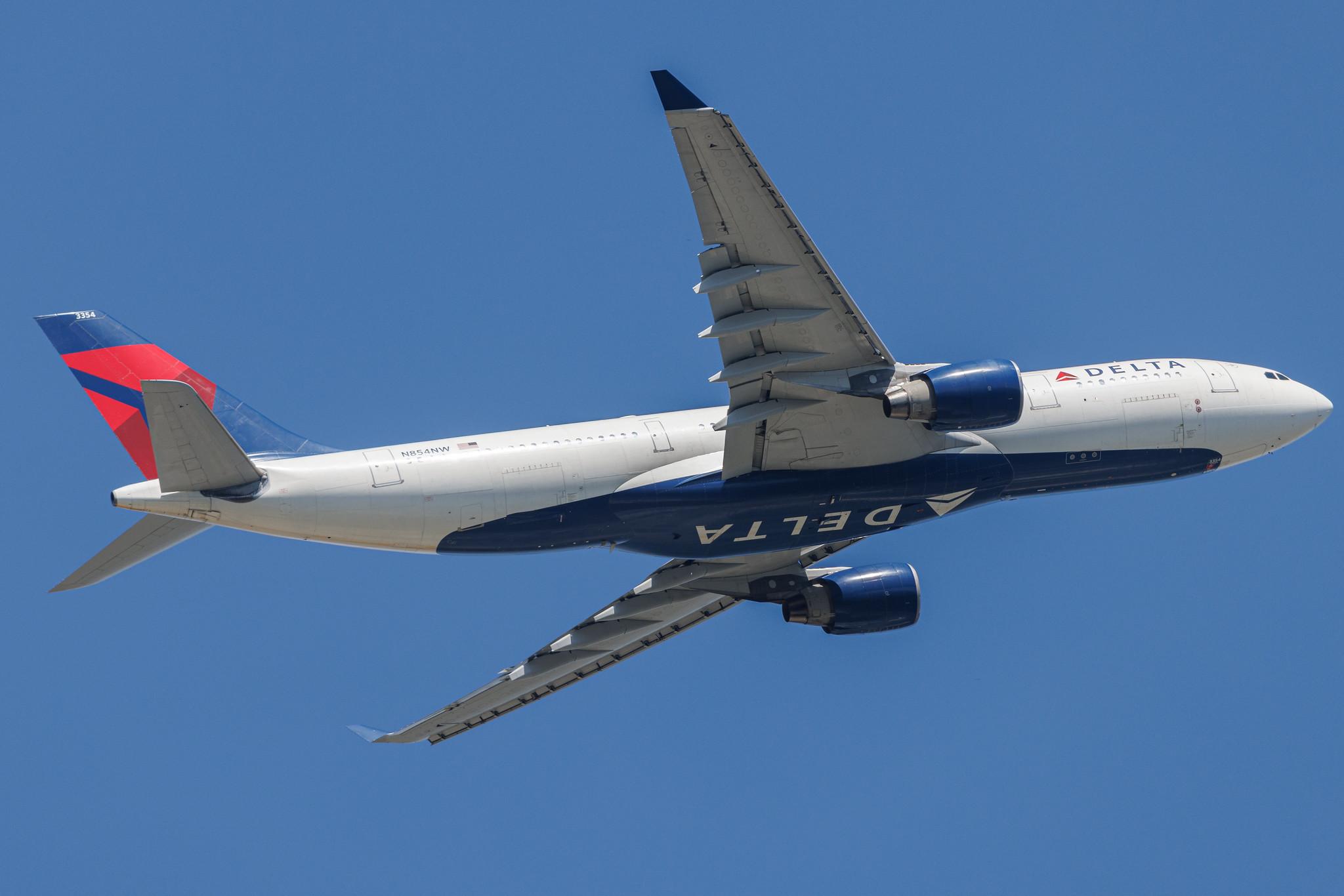 Frankfurt Airport: Delta Air Lines (DL / DAL) | Airbus A330-223 A332 | N854NW | MSN 0620