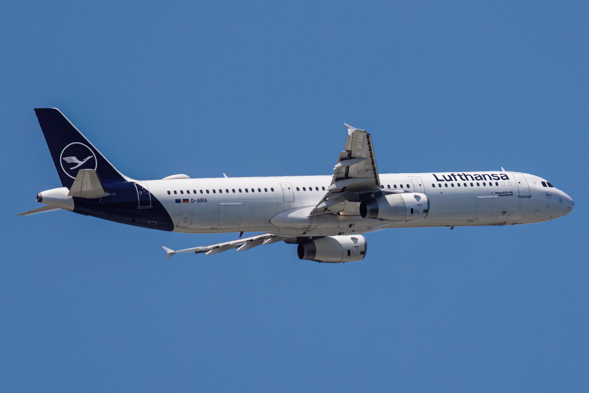 Frankfurt Airport: Lufthansa (LH / DLH) | Airbus A321-131 A321 | D-AIRA | MSN 0458