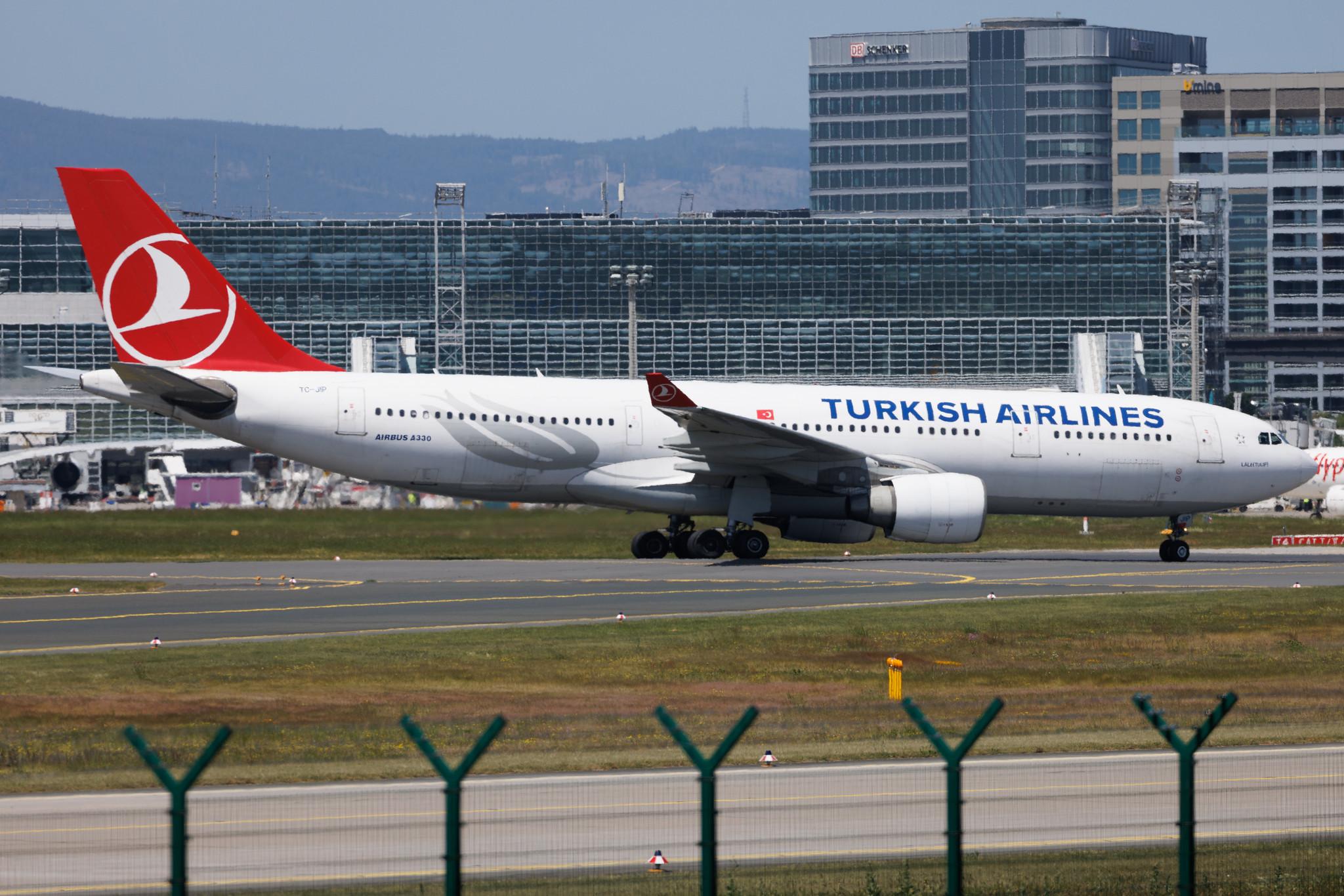 Frankfurt Airport: Turkish Airlines (TK / THY) | Airbus A330-223 A332 | TC-JIP | MSN 0876