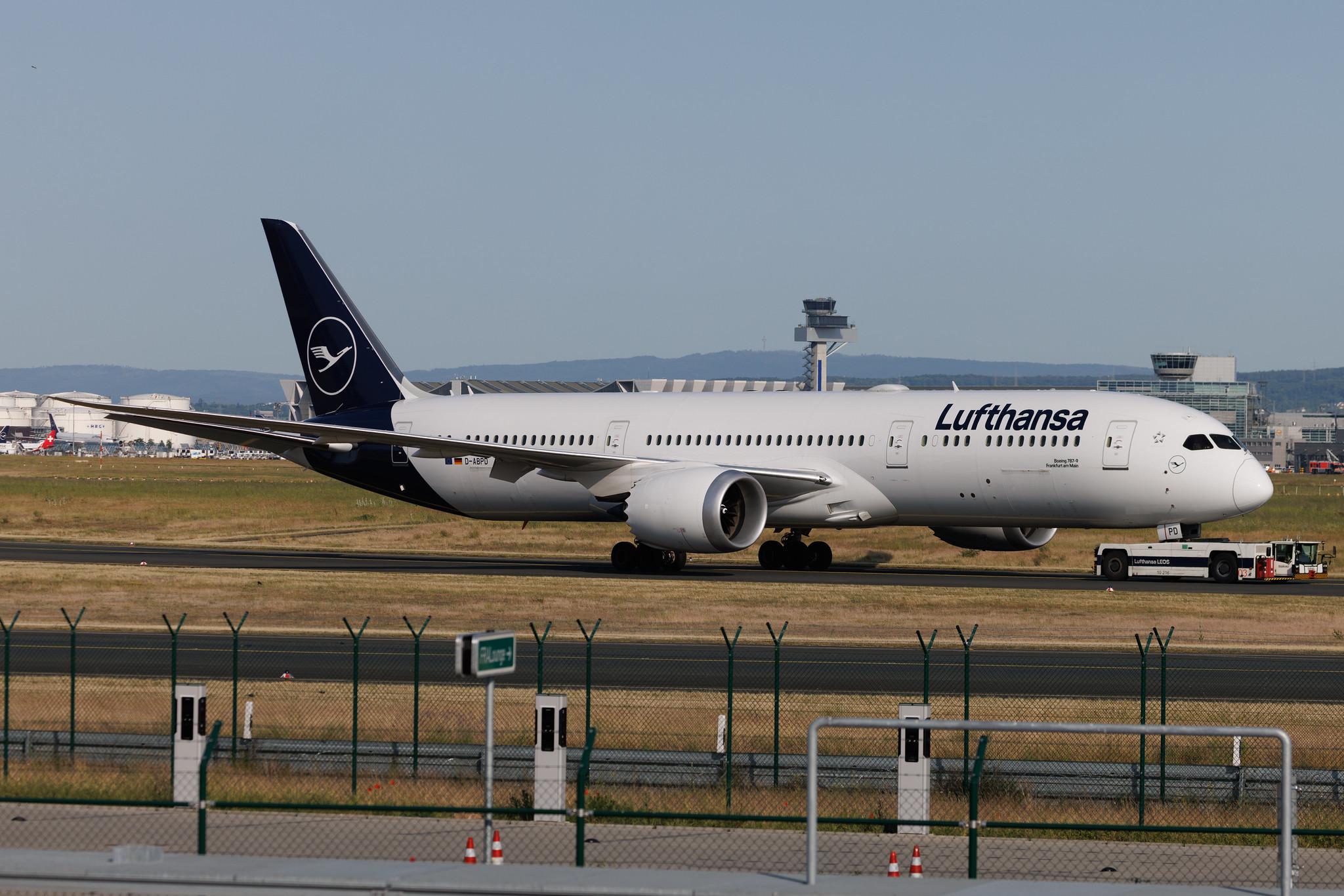 Frankfurt Airport: Lufthansa (LH / DLH) | Boeing 787-9 Dreamliner B789 | D-ABPD | MSN 62729